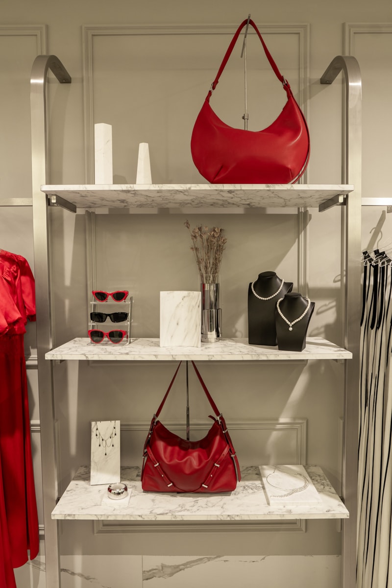 Lichi Stores - Złote Tarasy