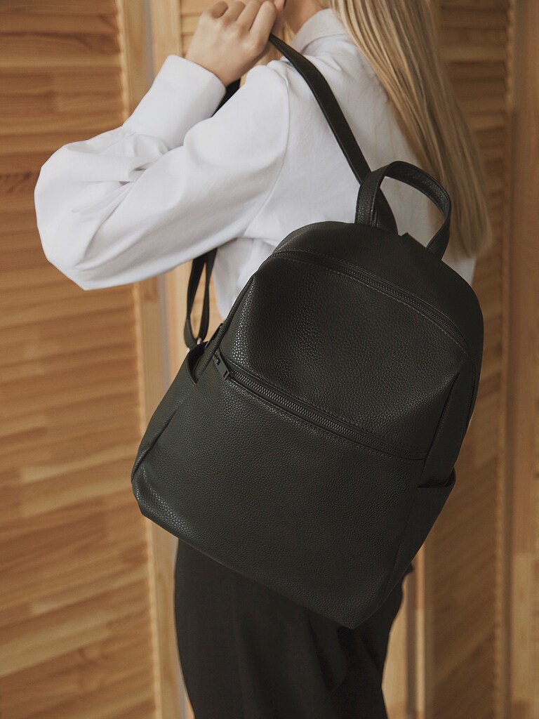 Lichi Online Fashion Store Concise Backpack Is Made Of Matte Eco Leather