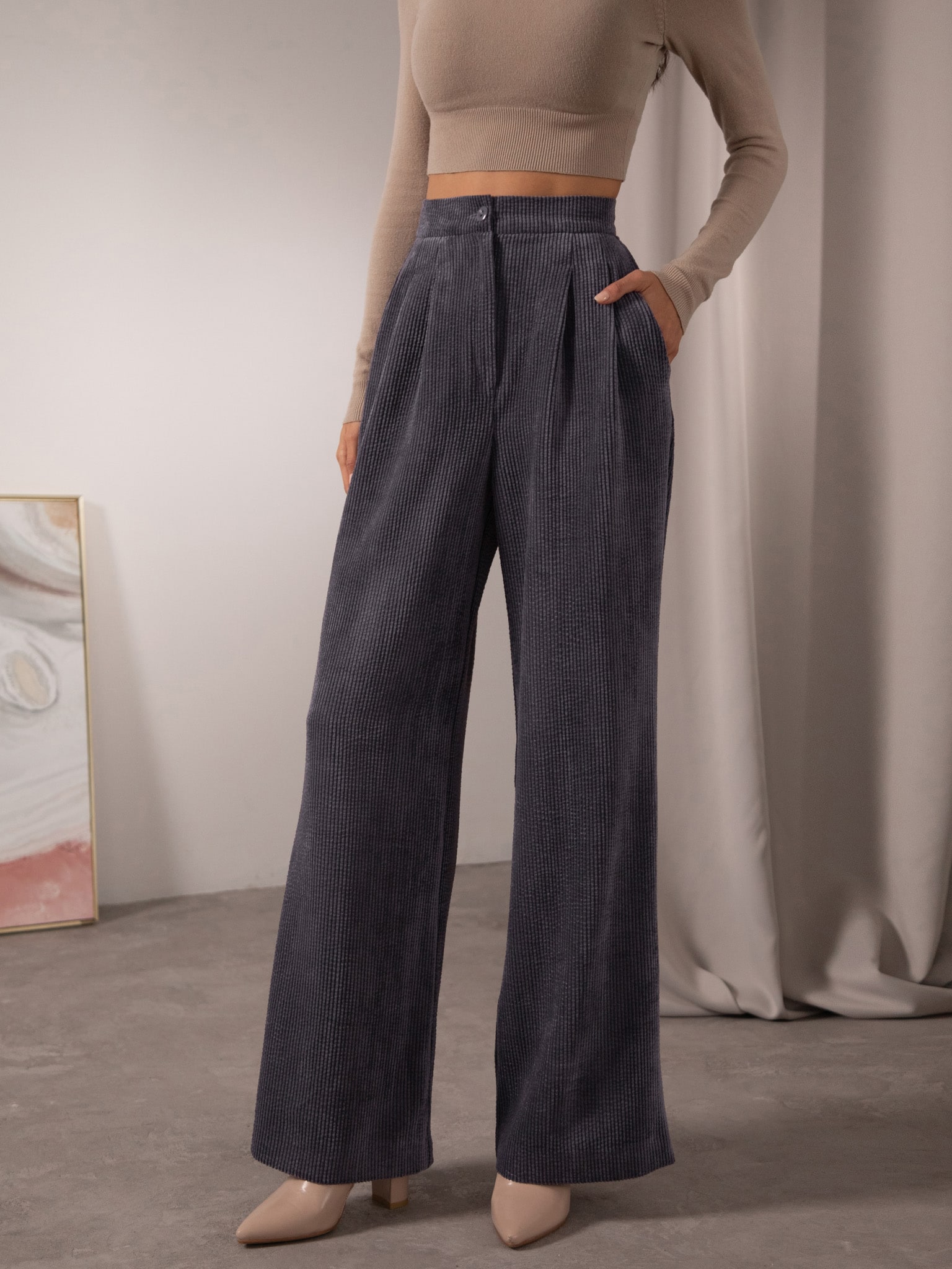LICHI - Online fashion store :: Ribbed velvet flared pants