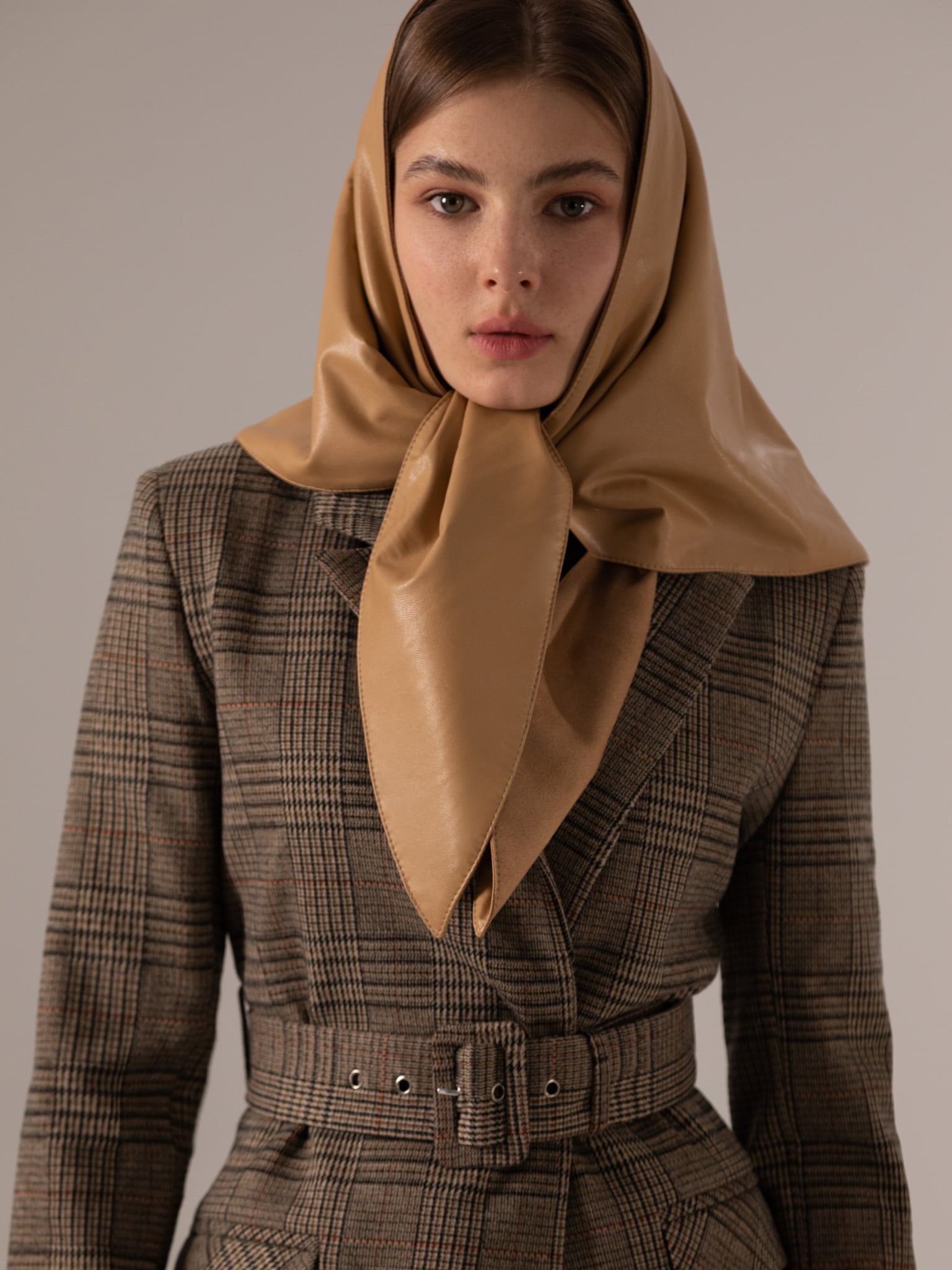 Vegan-leather shawl :: LICHI - Online fashion store