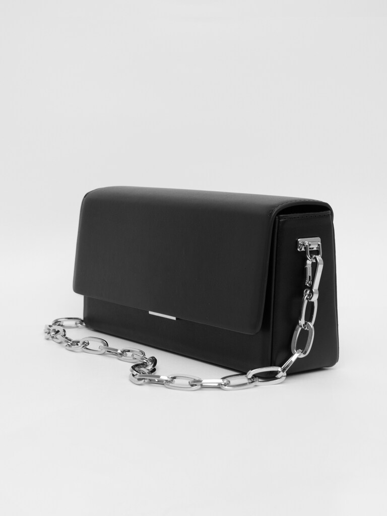 Chain shoulder bag :: LICHI - Online fashion store