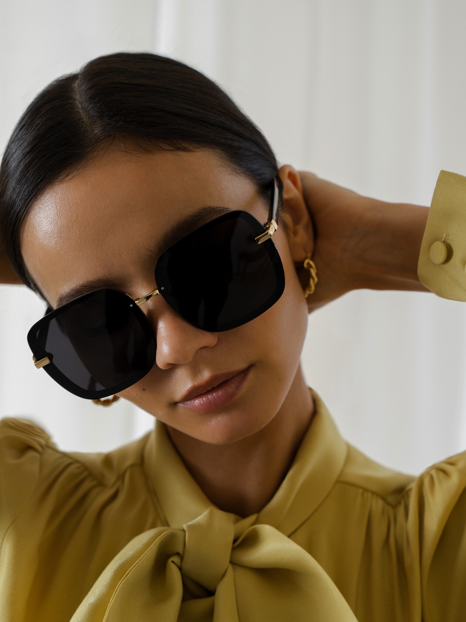 Sunglasses with rectangular lenses :: LICHI - Online fashion store