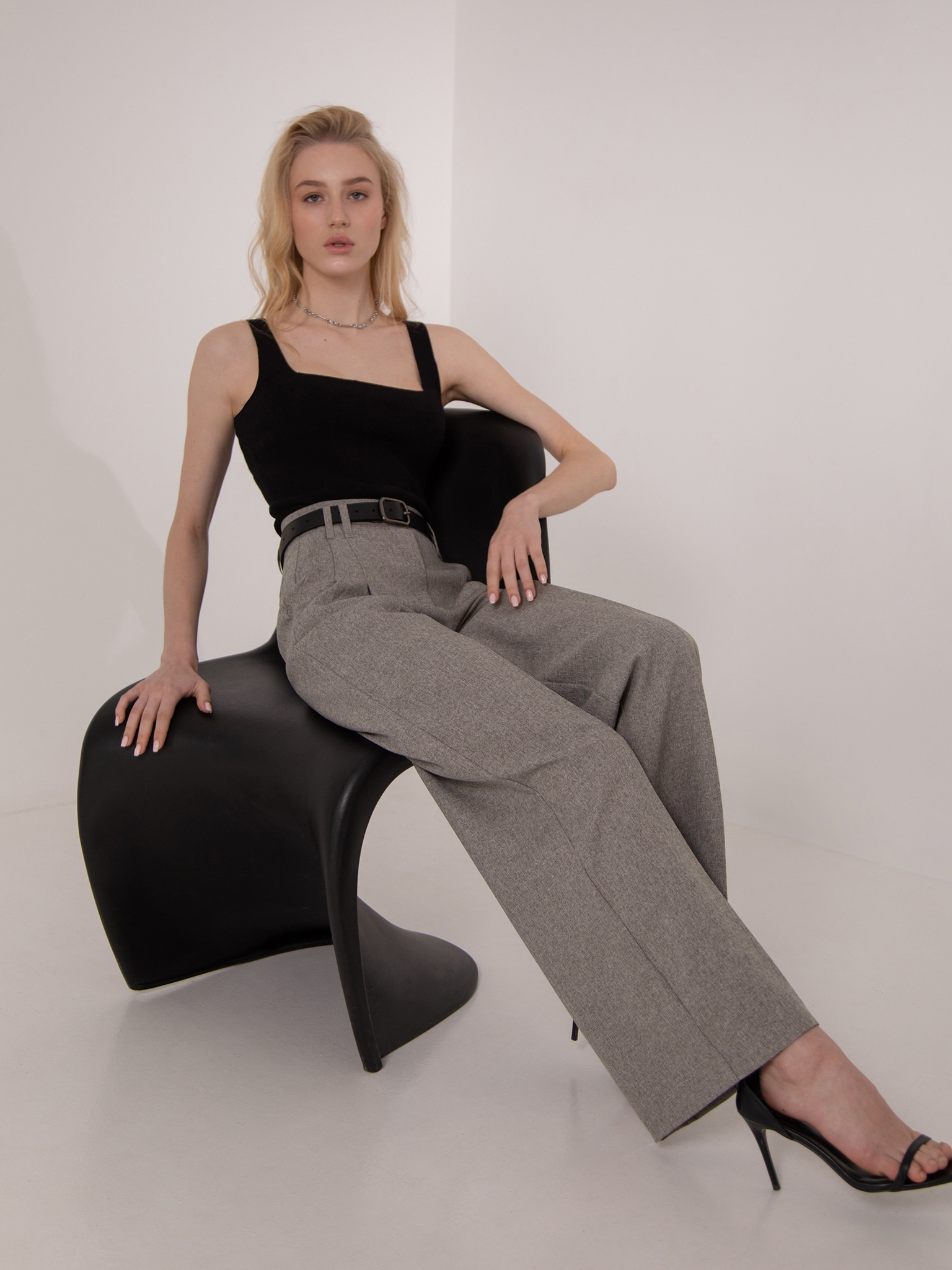 Pleated flared high-rise pants