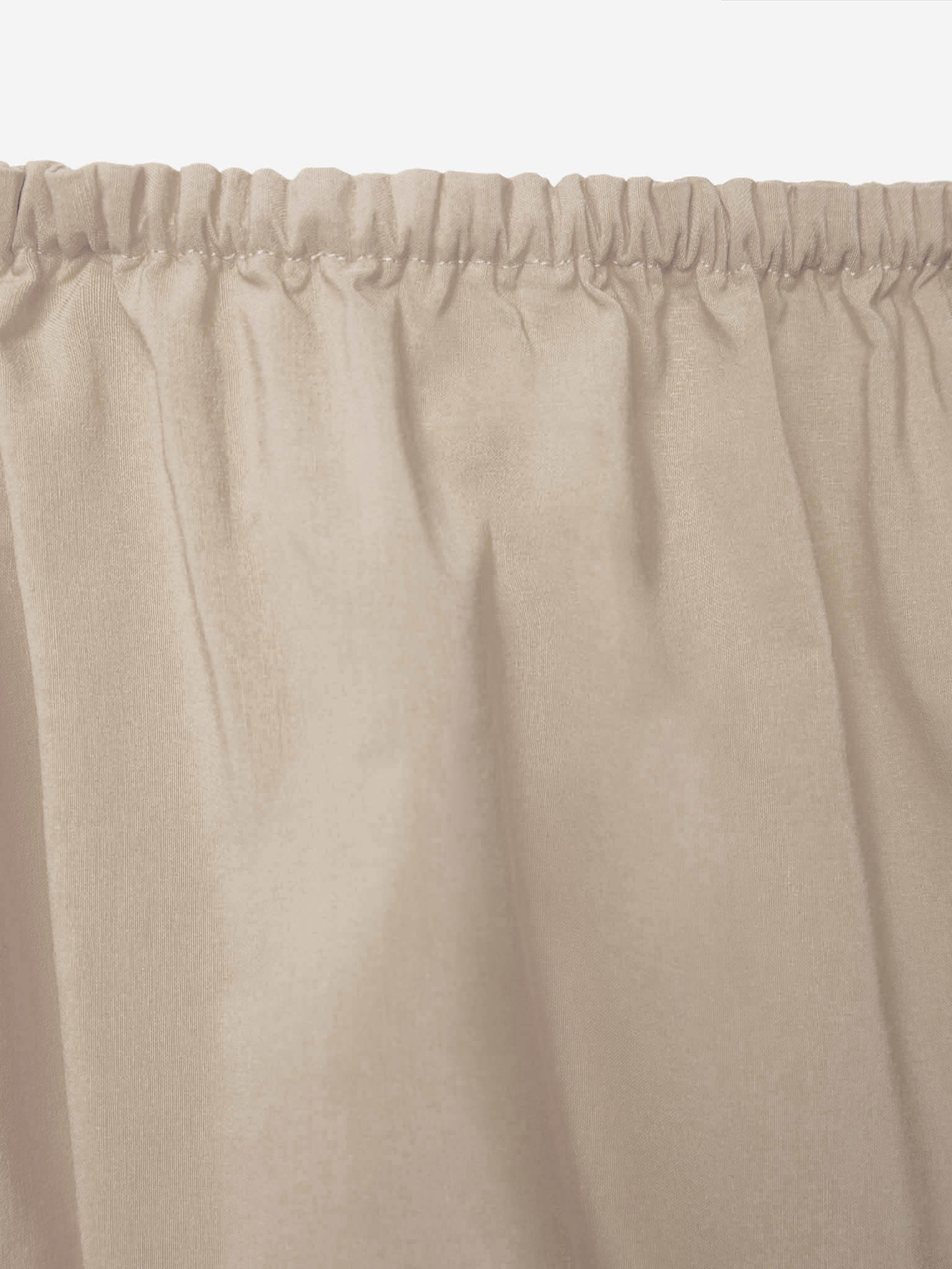 Schulterfreies gerafftes Crop-Top