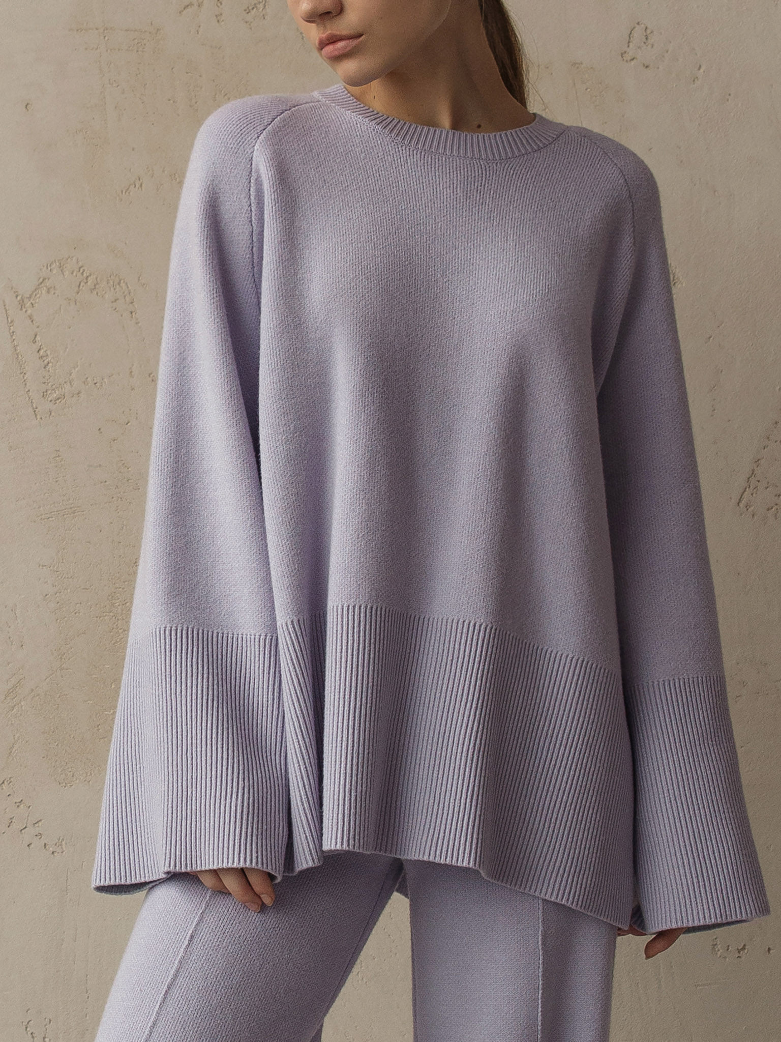 Side-slit drawstring knitted pants
