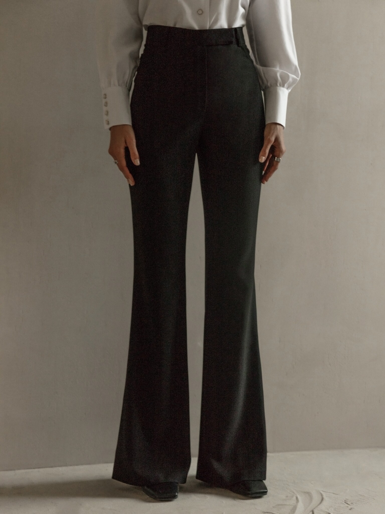 Flared high-rise pants :: LICHI - Online fashion store