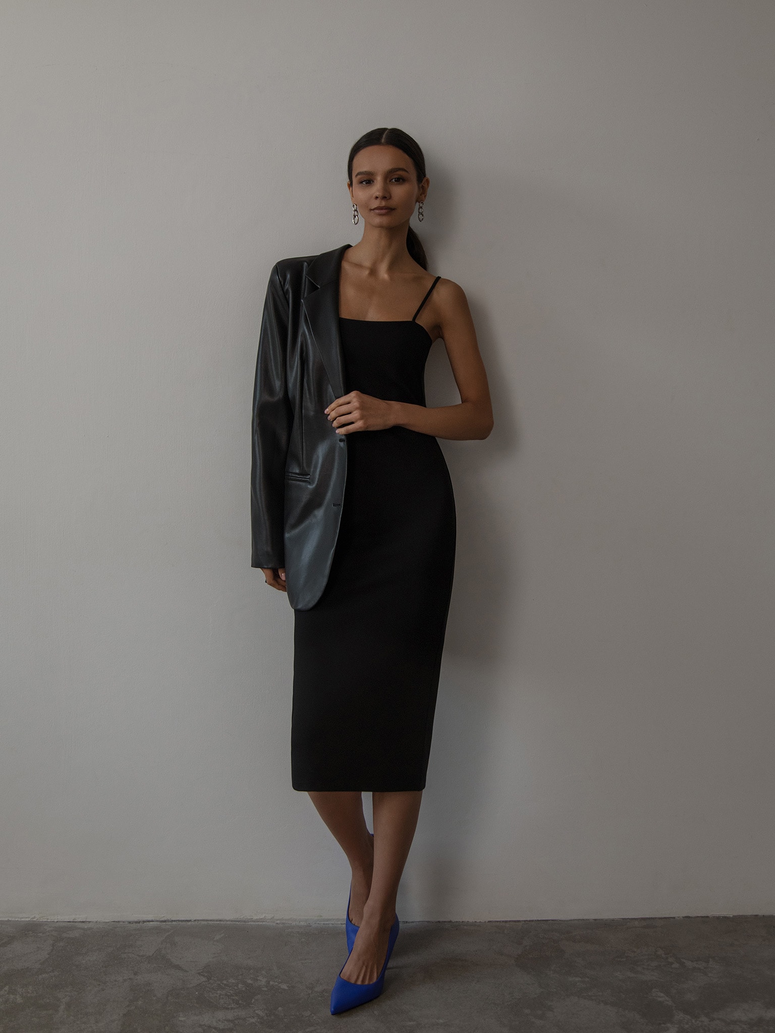 Skinny-strap knitted midi dress :: LICHI - Online fashion store