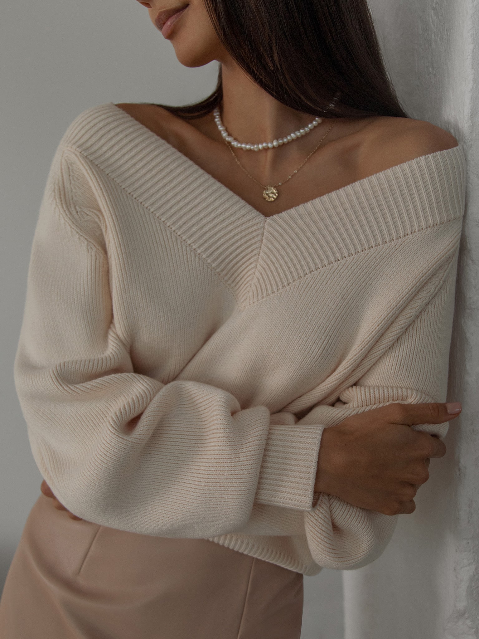 Rib-knit sweater :: LICHI - Online fashion store