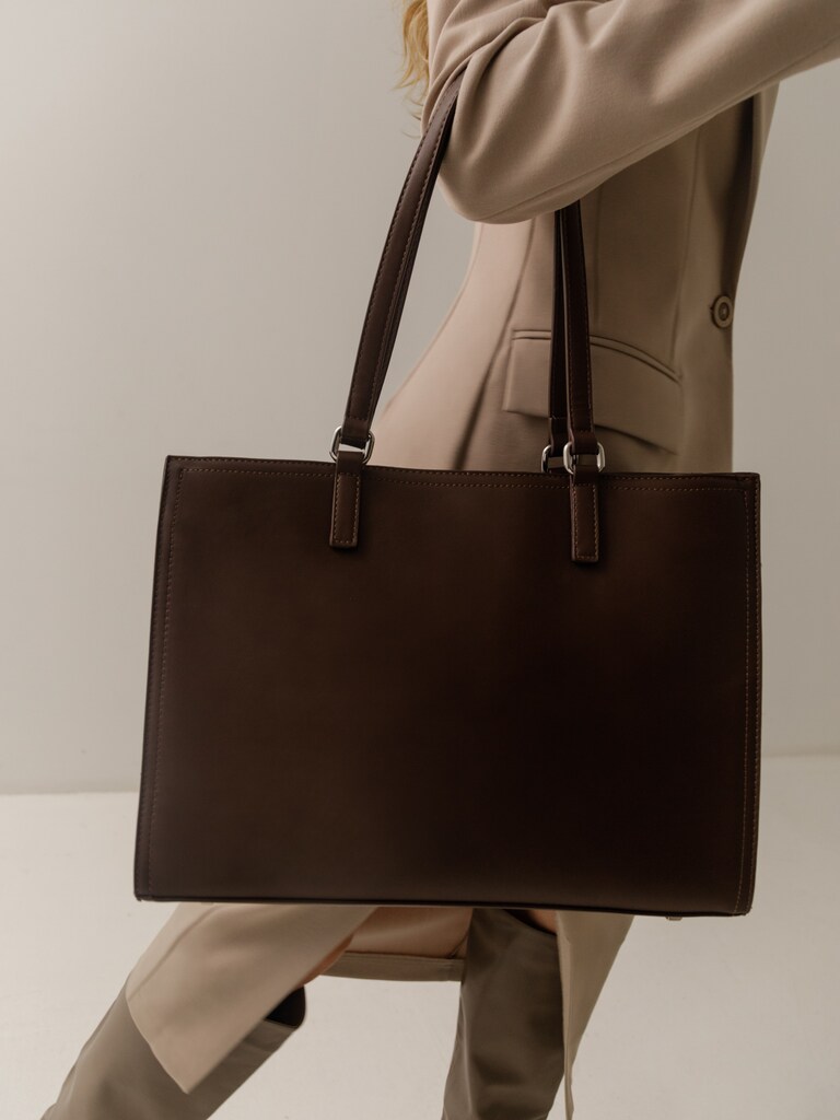Shop Leather Tote Bags For Women Online