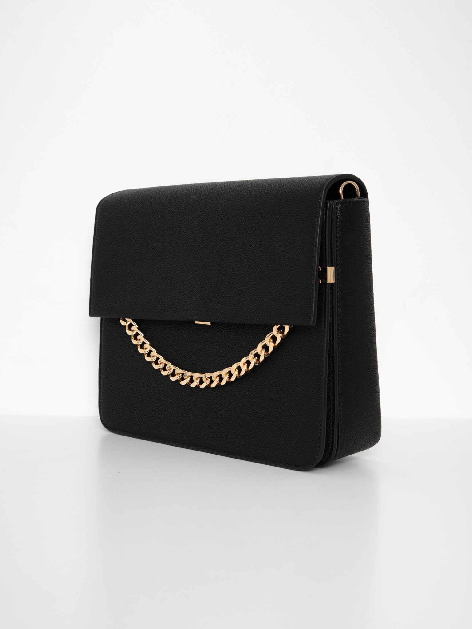 Miss CLASSY Crossbody Chain Bag – richfabcollections