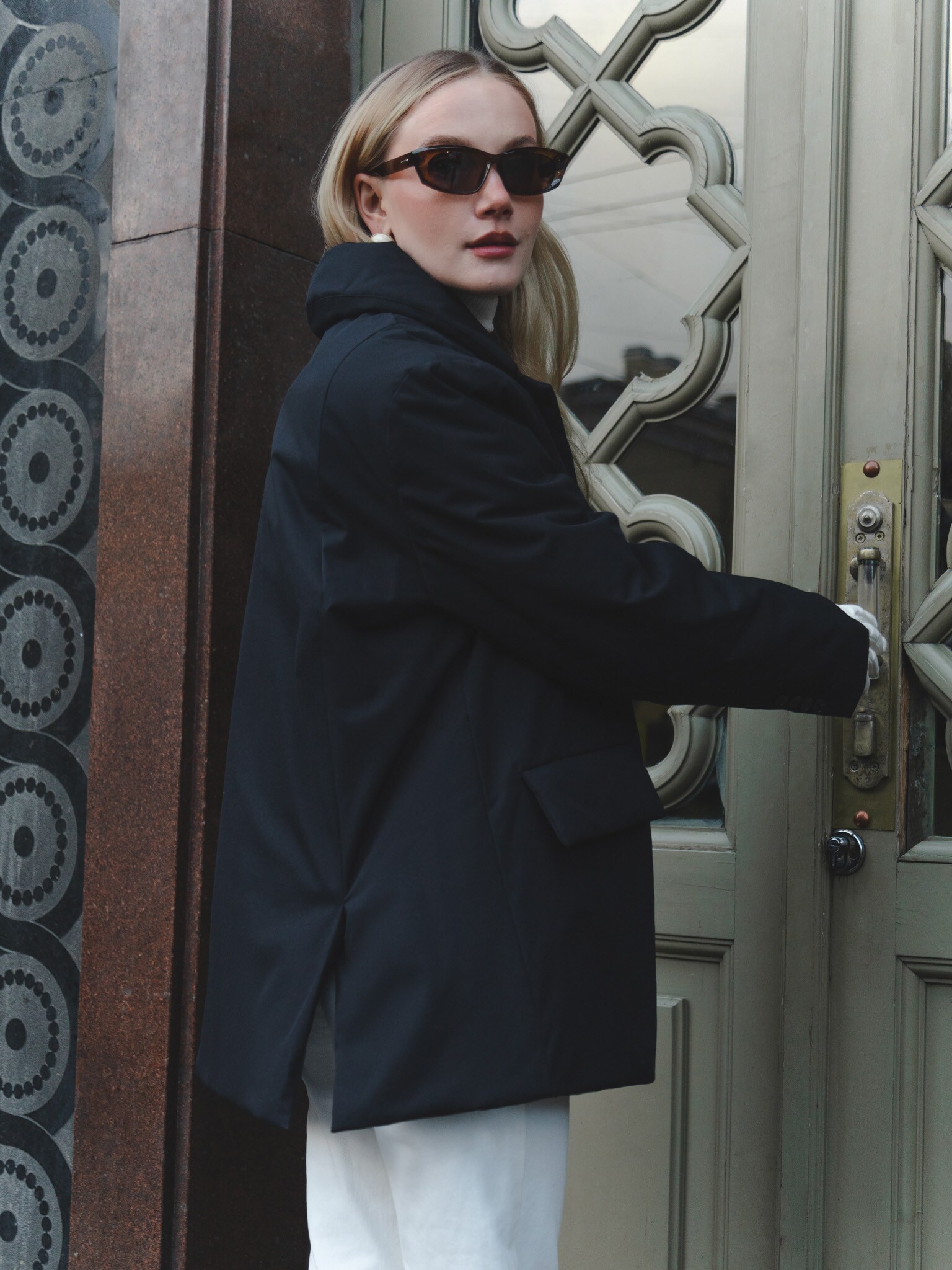 Куртка-жакет двубортного кроя