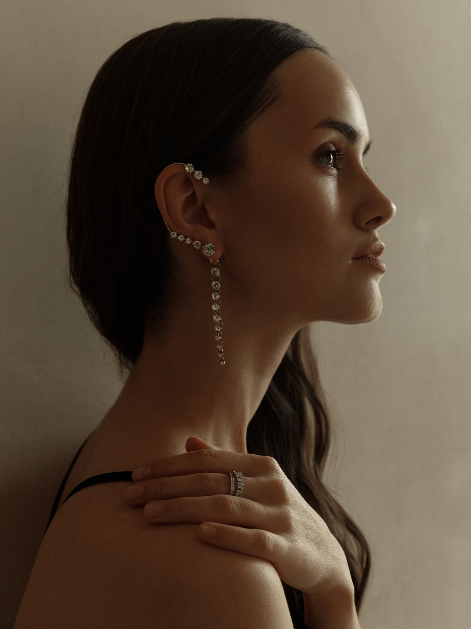 Rhinestone silver-tone earring