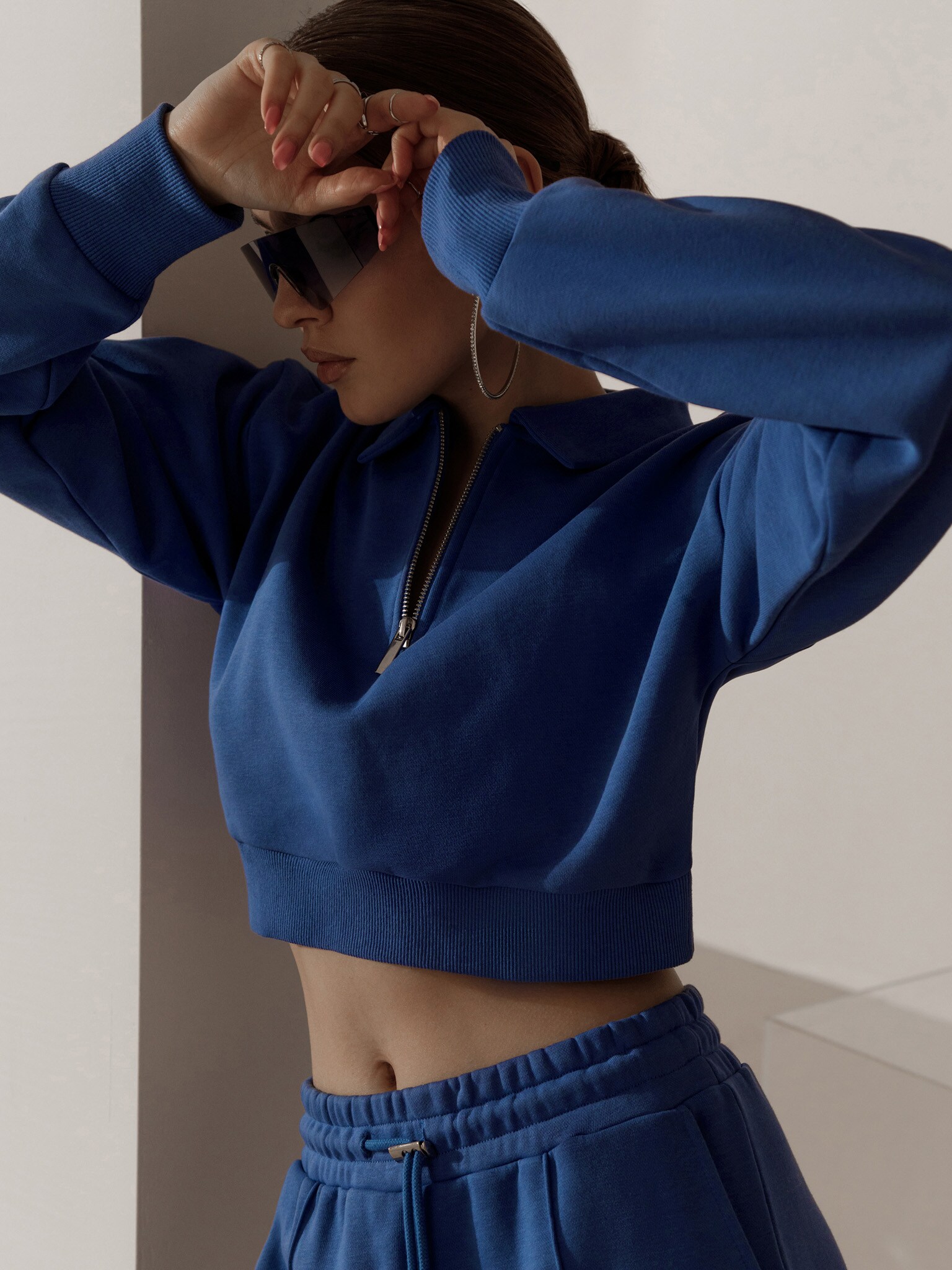 Cropped hoodie with elasticated waistband :: LICHI - Online fashion store