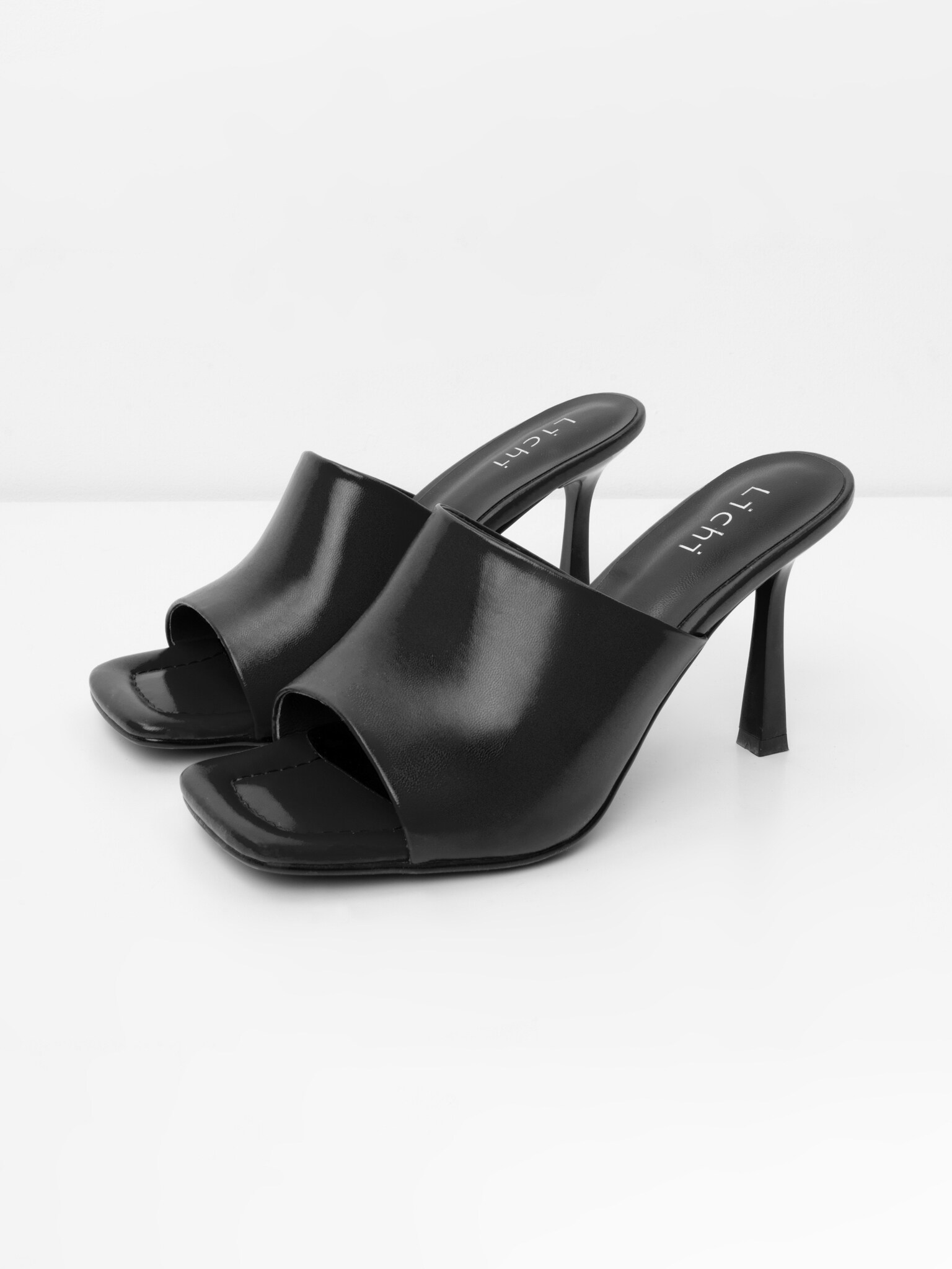 Slender-heel mules :: LICHI - Online fashion store