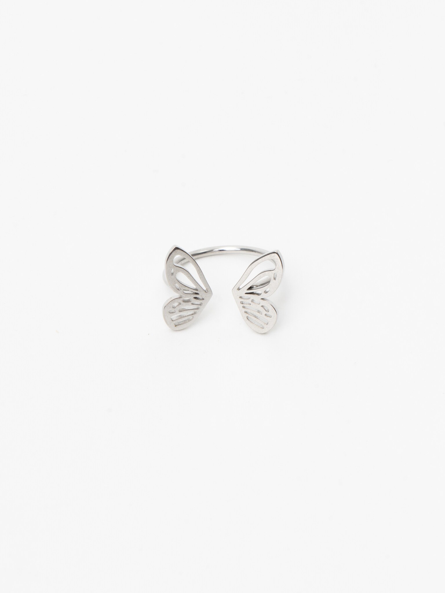 Butterfly-wing ring