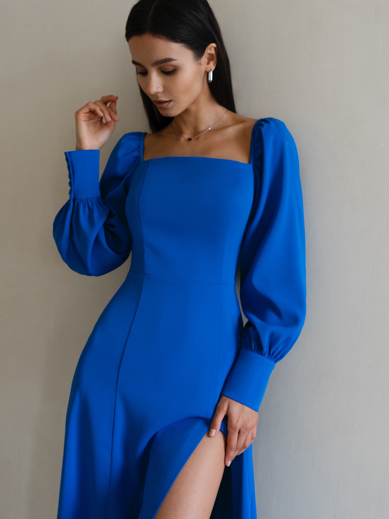 Square-neck slit-detailed midi dress :: LICHI - Online fashion store