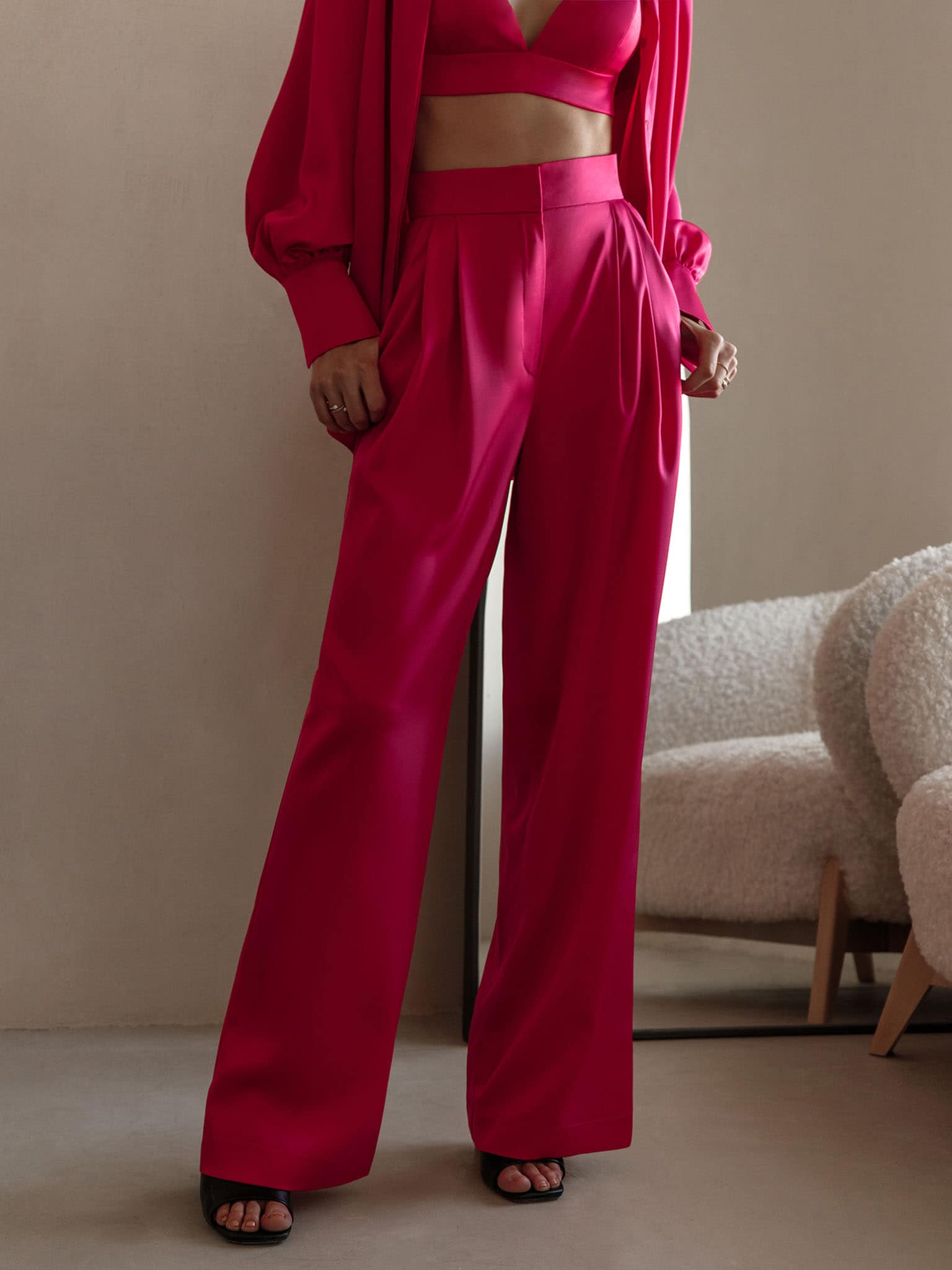 Pleated satin palazzo pants :: LICHI - Online fashion store