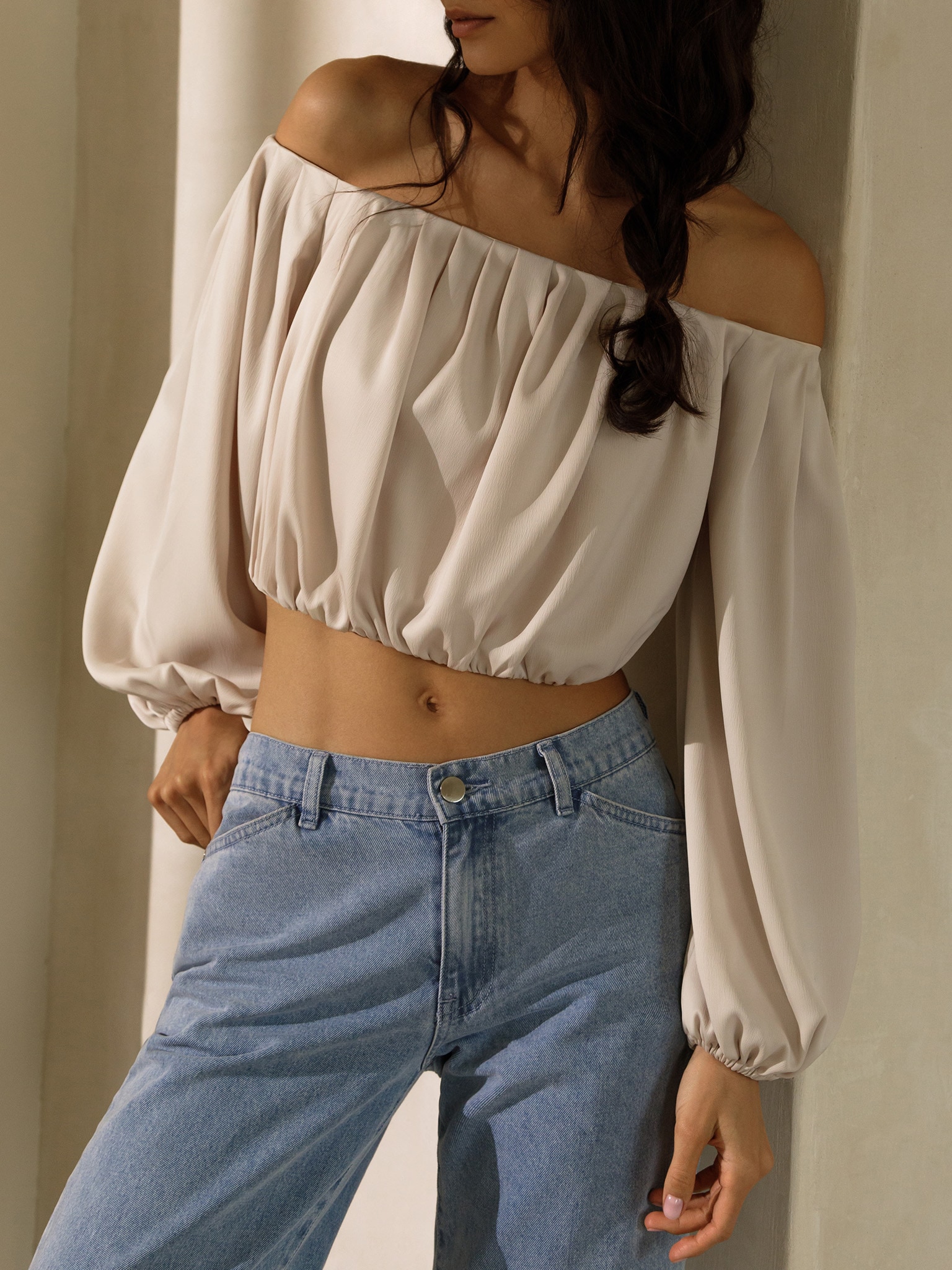 Off-shoulder puff-sleeve blouse
