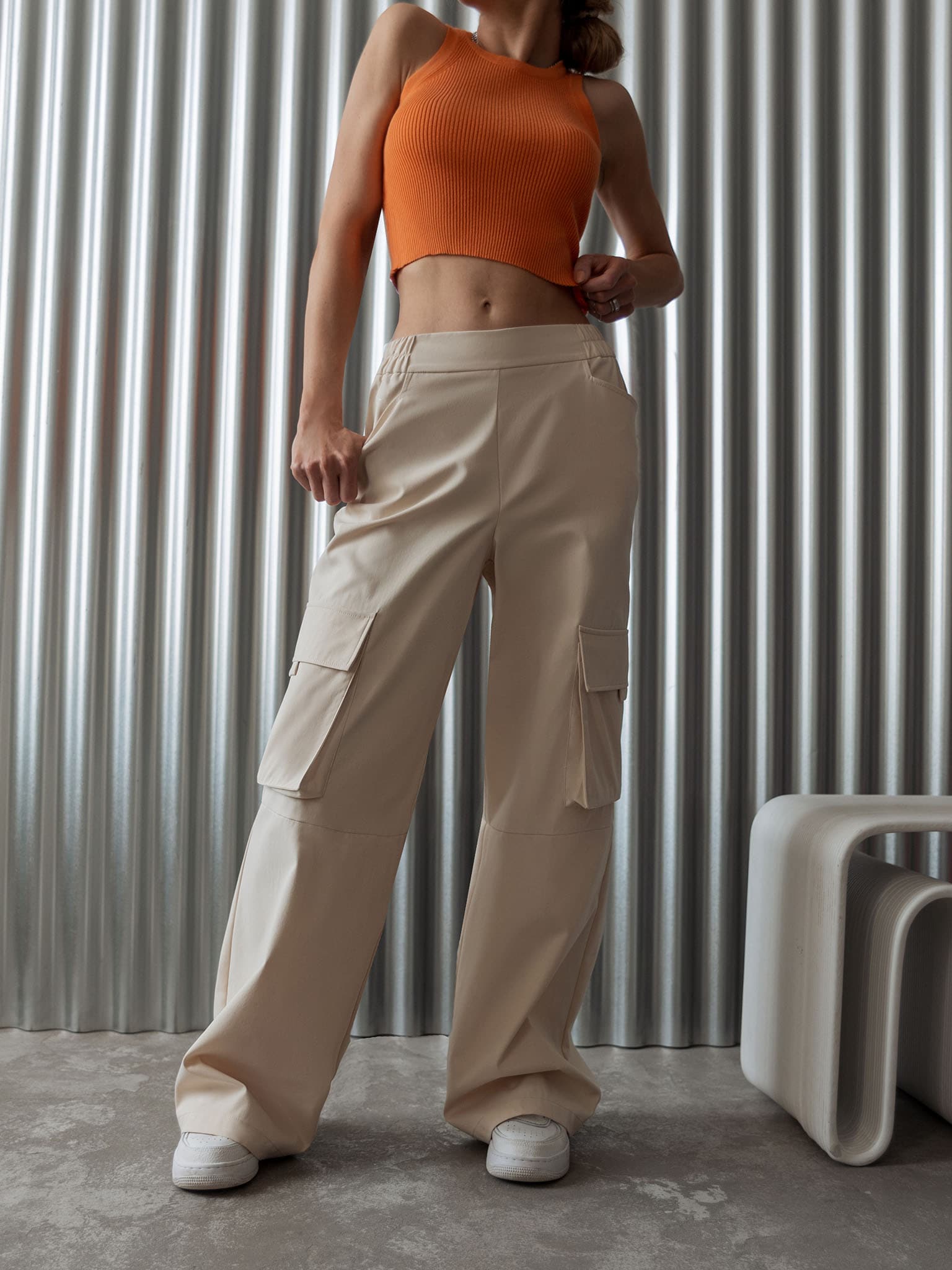 Wide-waistband wide-leg cargo pants :: LICHI - Online fashion store