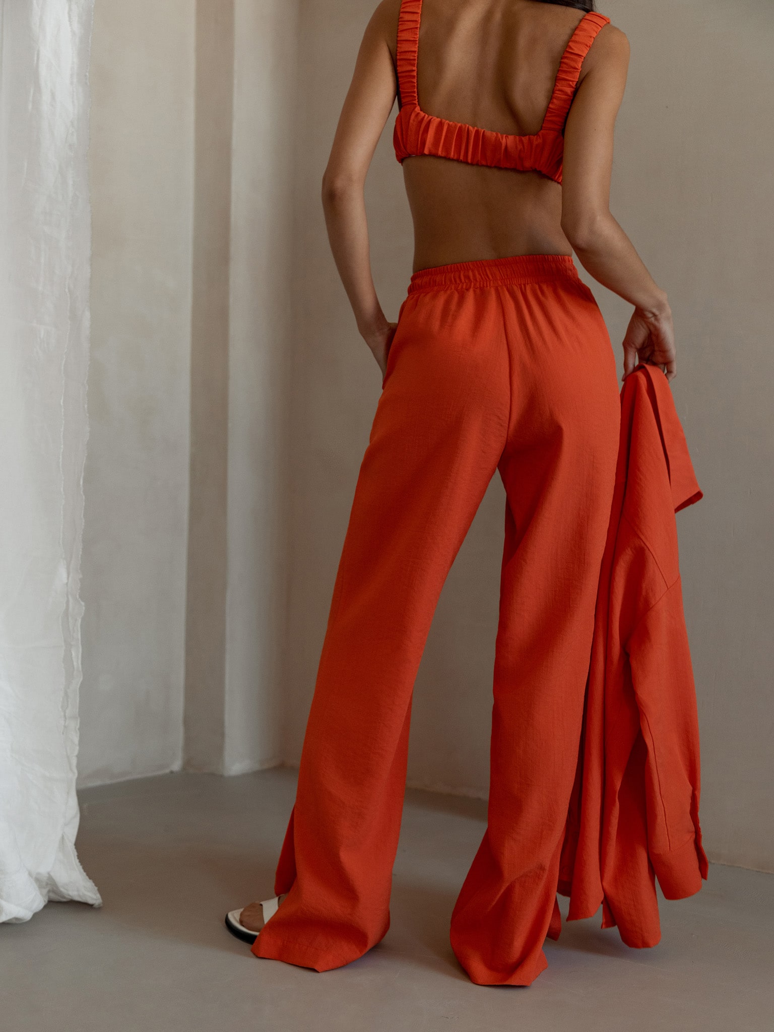 Wide-leg cotton pants with waist ties