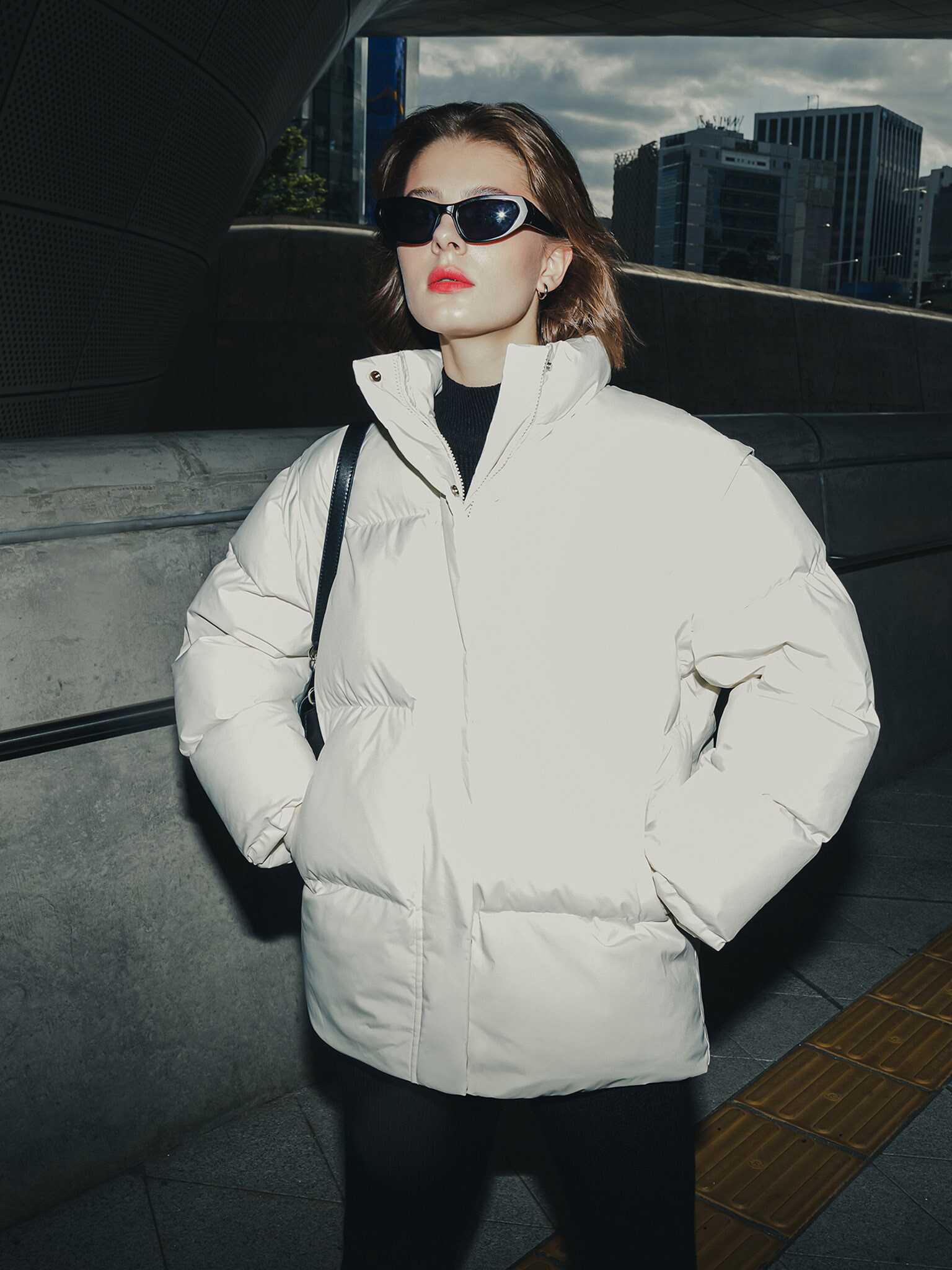 Quilted puffer jacket with detachable sleeves