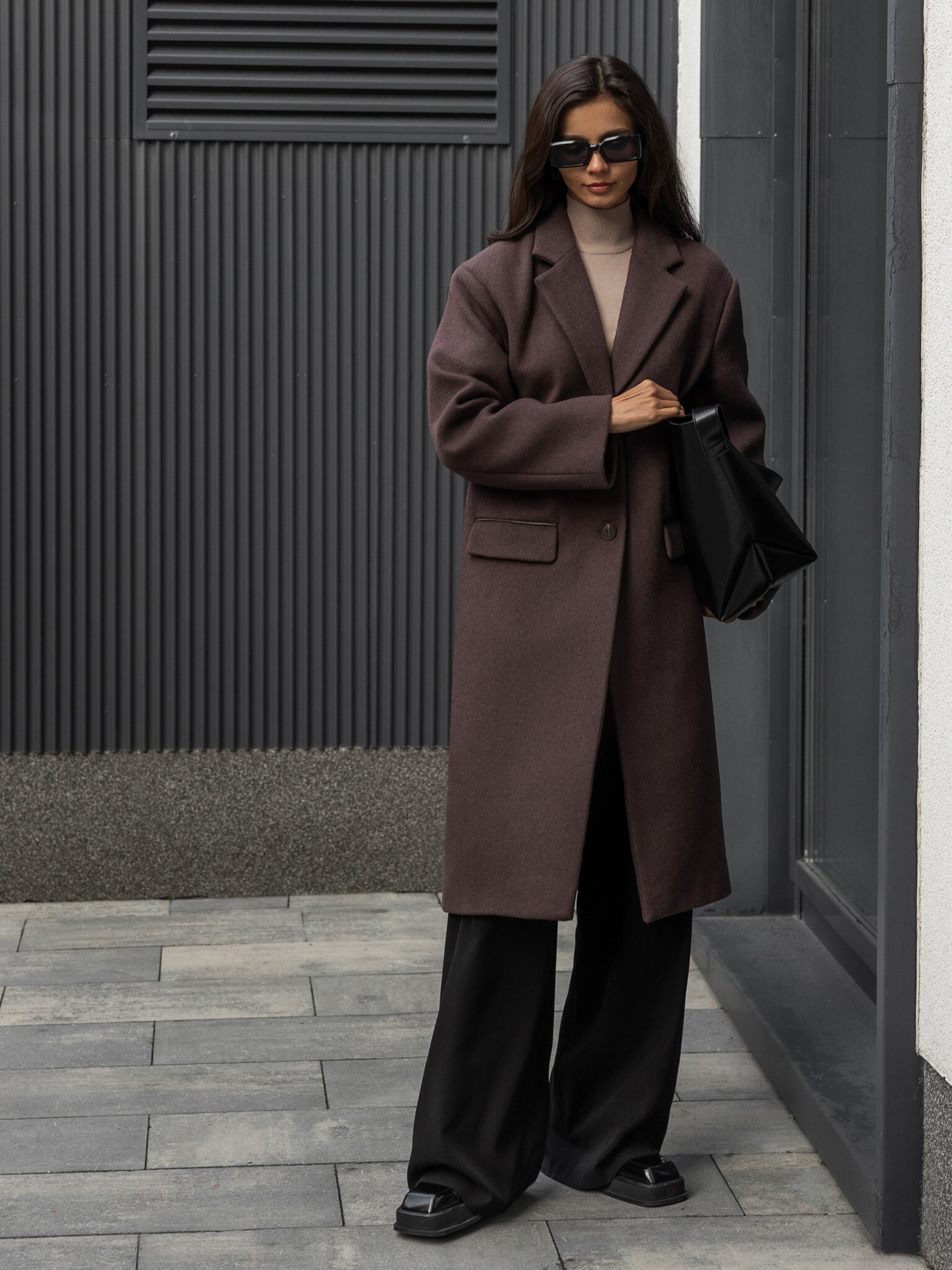 Buttoned shop wool coat