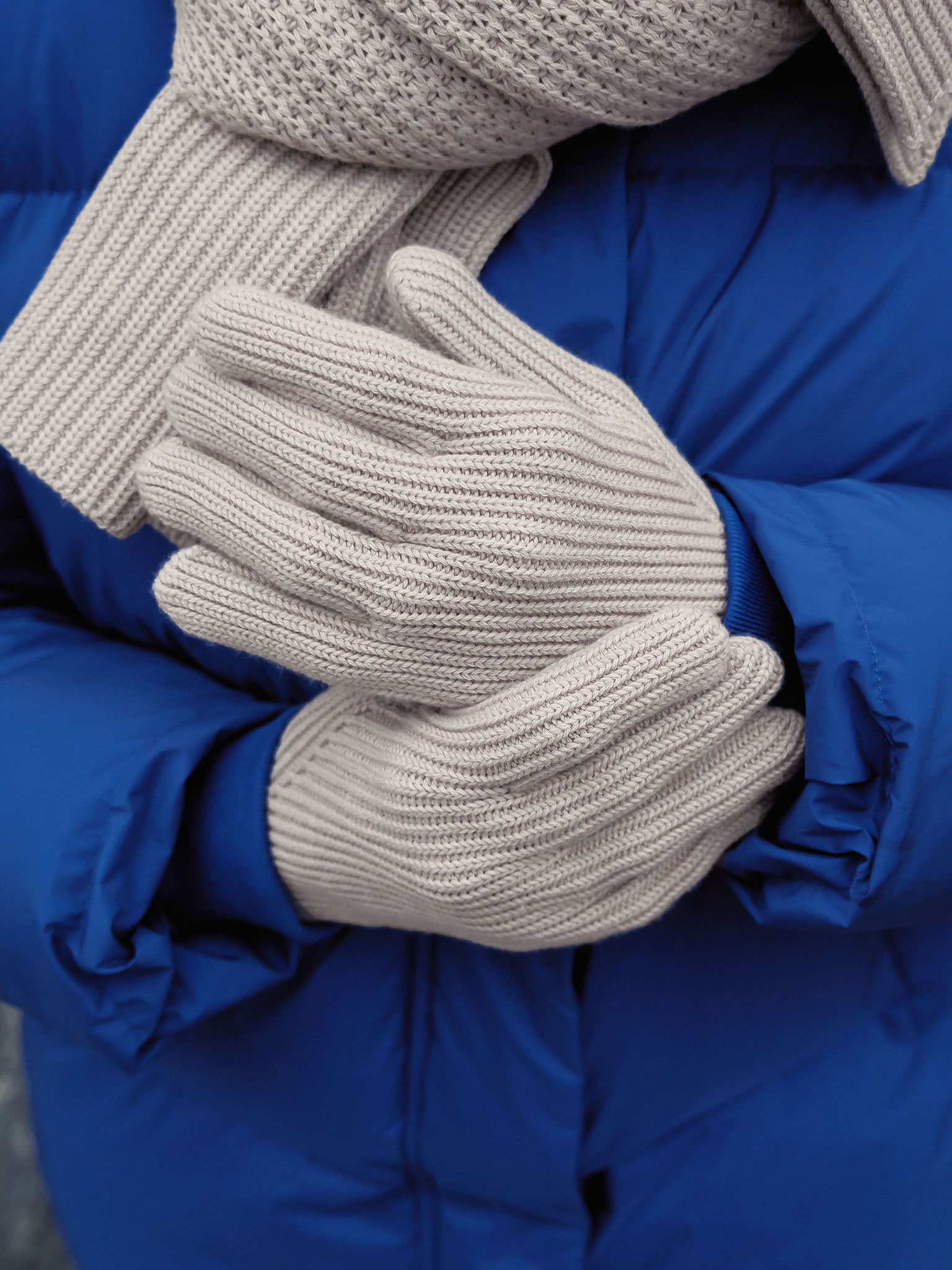 Chunkyknit gloves LICHI Online fashion store