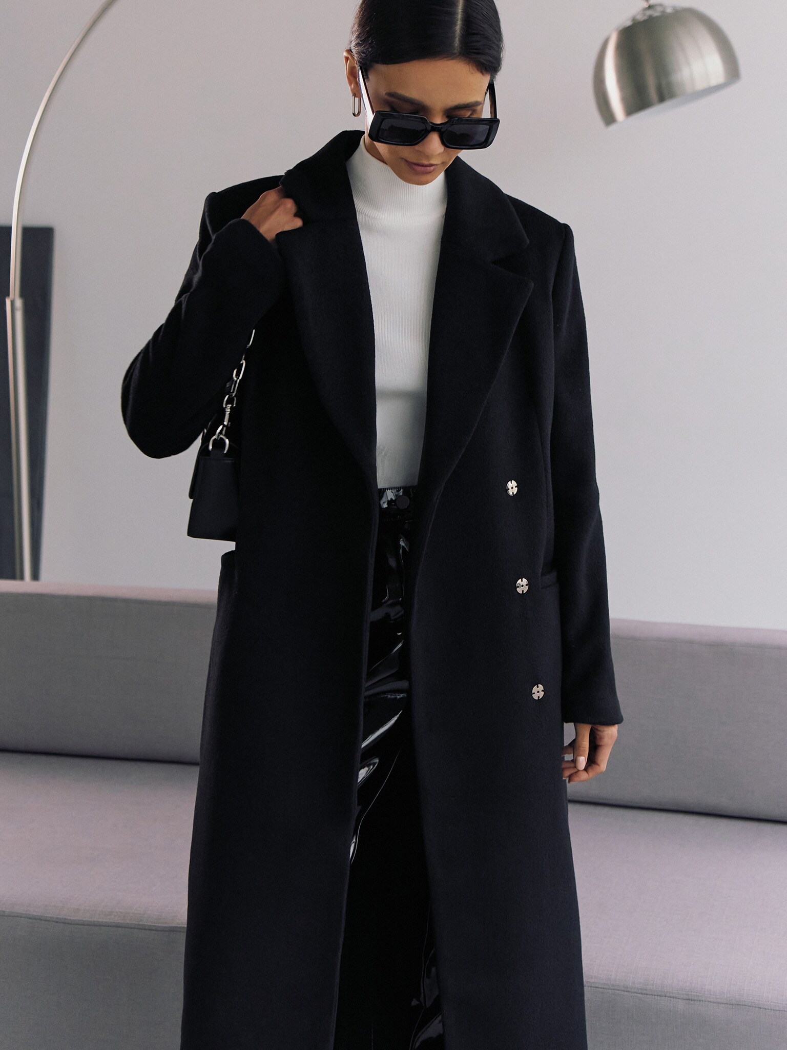 LICHI - Online fashion store :: Straight midi wool coat