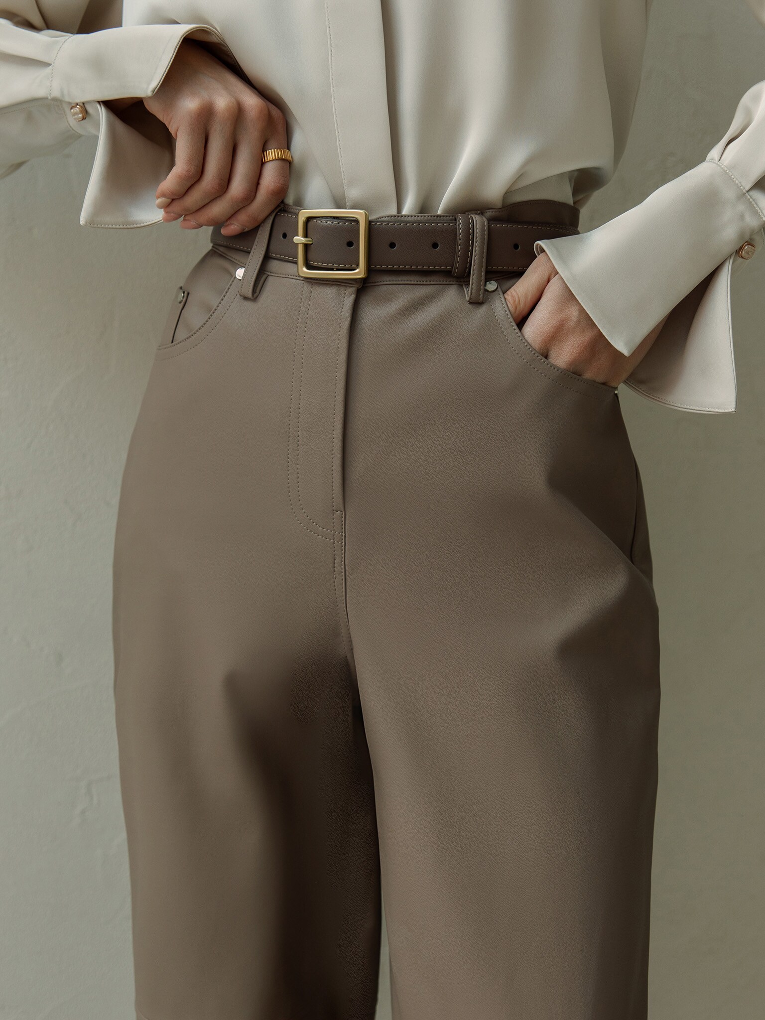 Port Trousers: how to alter the legs (by Artesane) • Pauline Alice