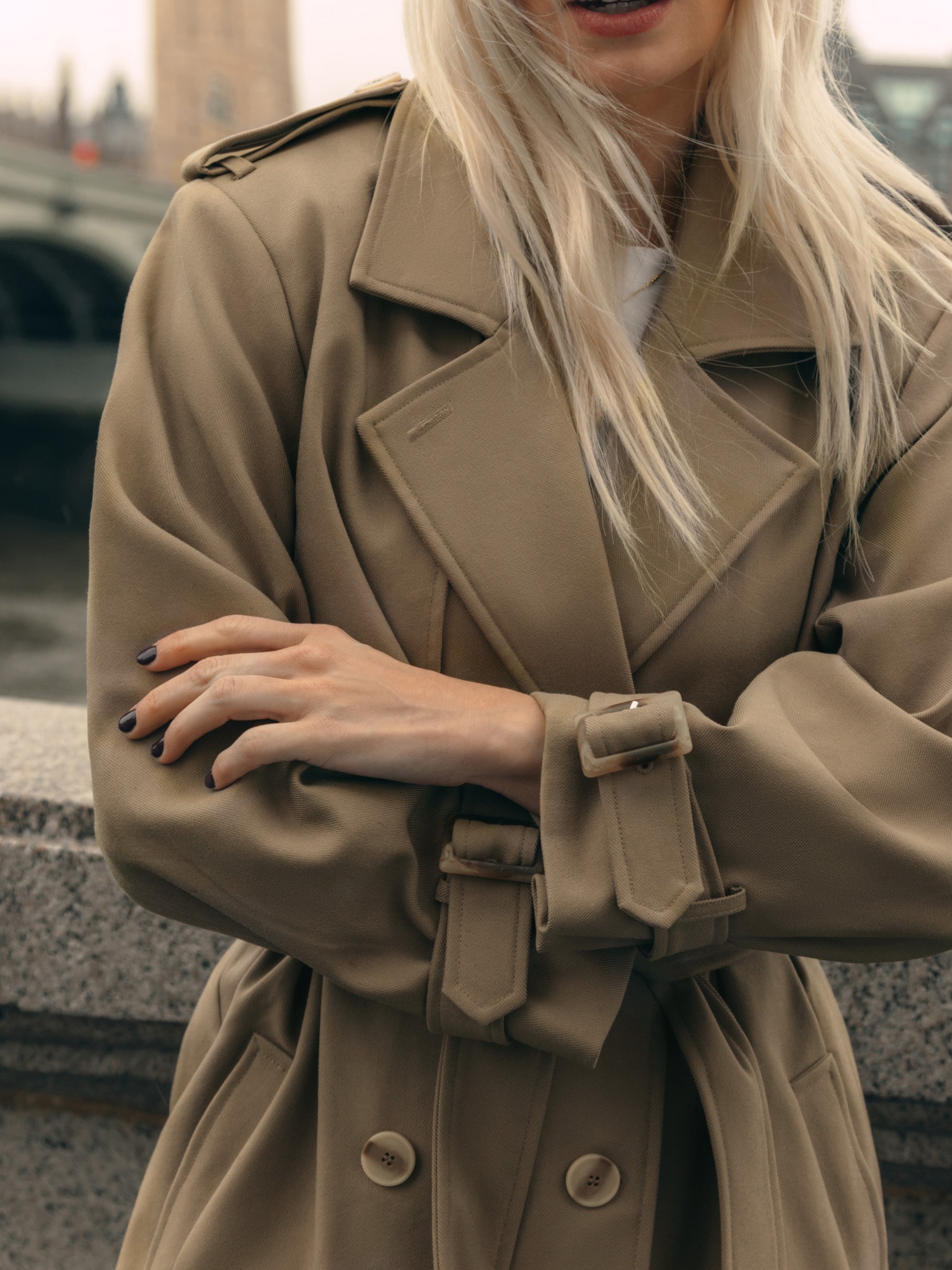 Double-breasted maxi trench coat with matching belt :: LICHI 