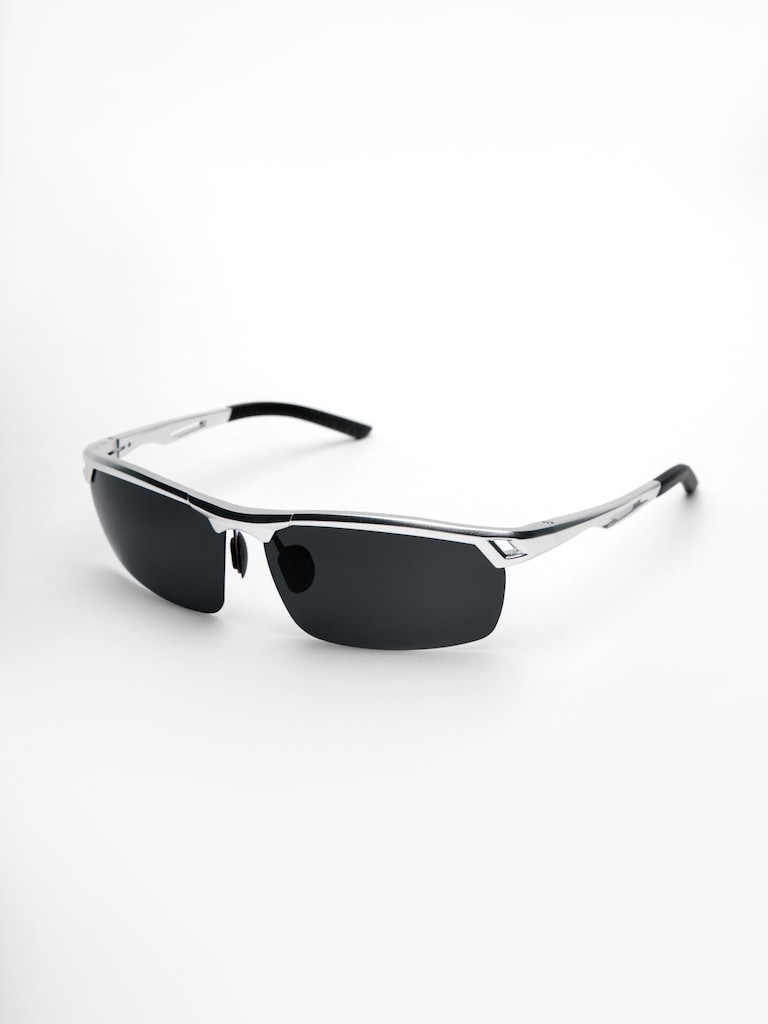 Sunglasses with narrow lenses