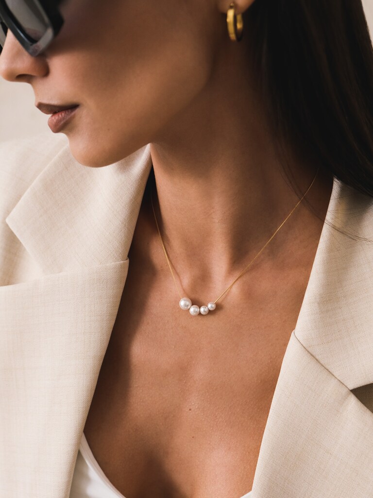 Гладкая цепочка с жемчужинами