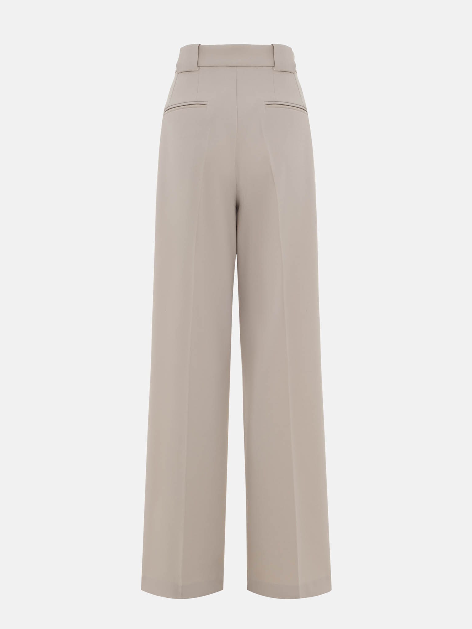 Palazzo trousers with pleats at the waist and contrasting button