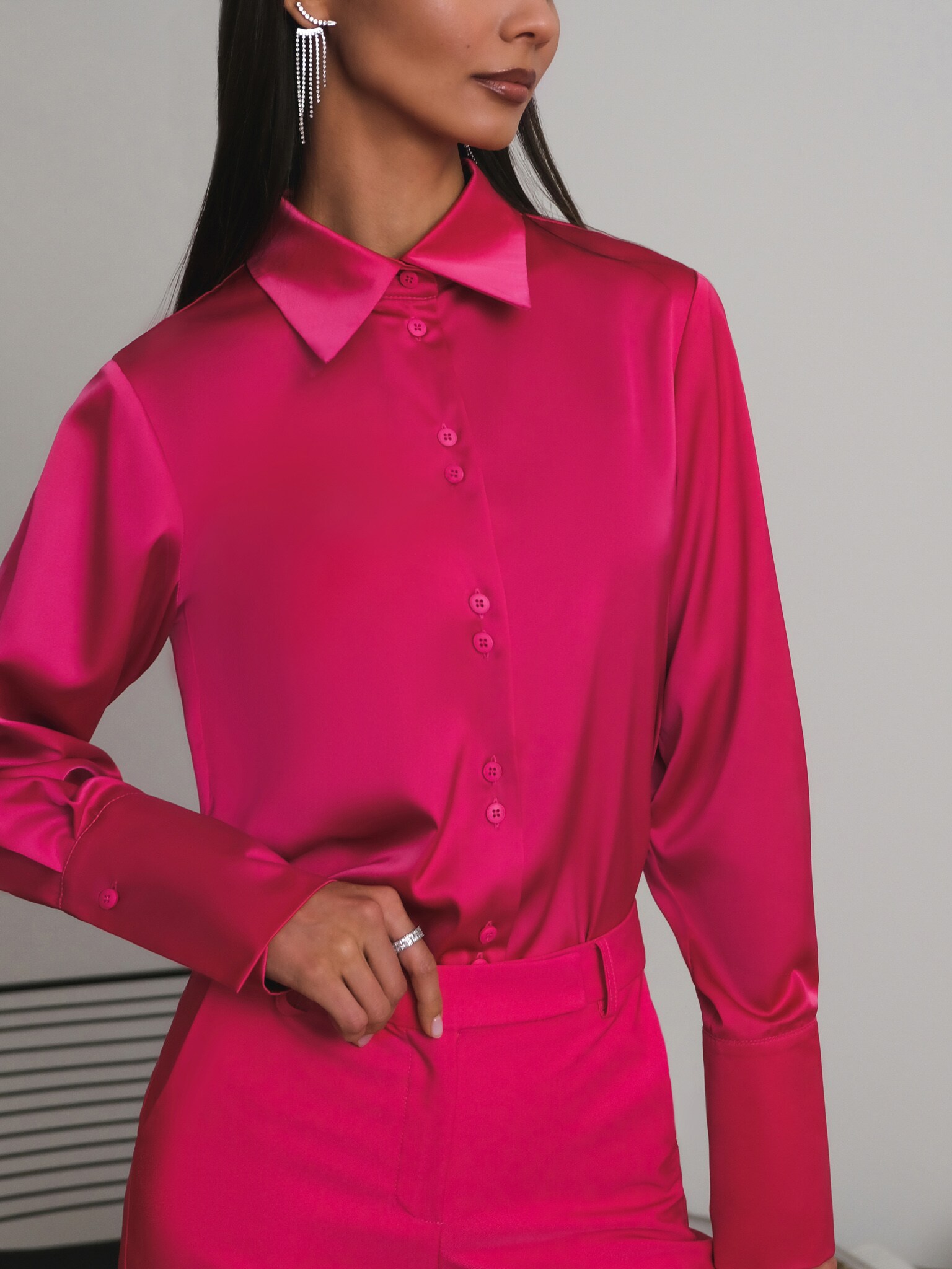 LICHI - Online fashion store :: Loose shirt with fine buttons