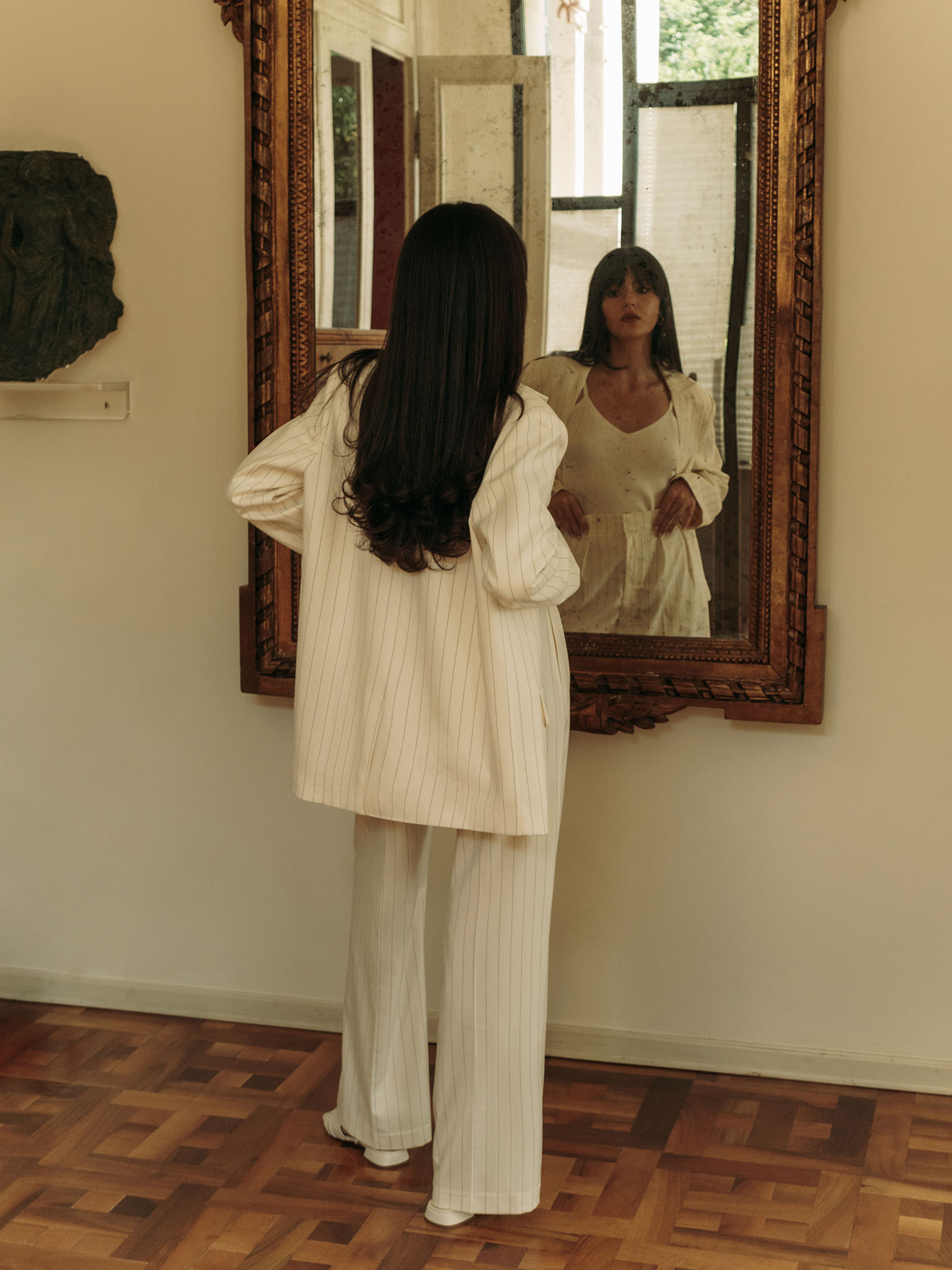 سترة مخططة ضيقة الصدر