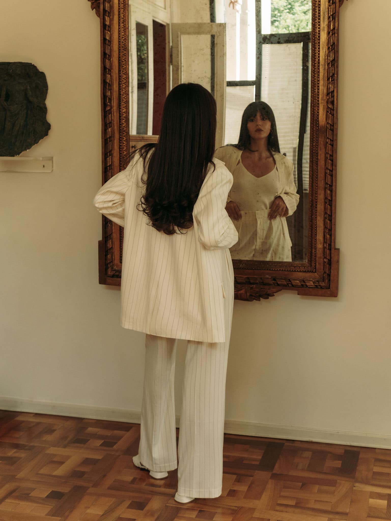 سترة مخططة ضيقة الصدر