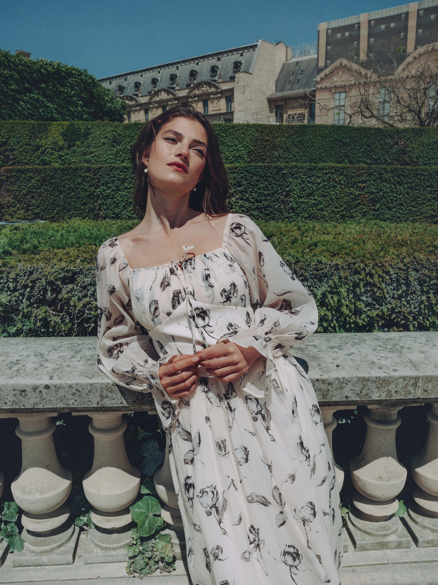 Lightweight midi dress with tie-up bodice