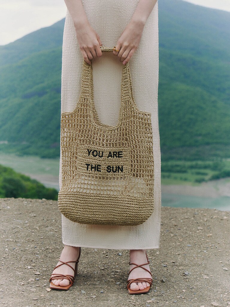 Knitted shopper bag with lettering :: LICHI - Online fashion store