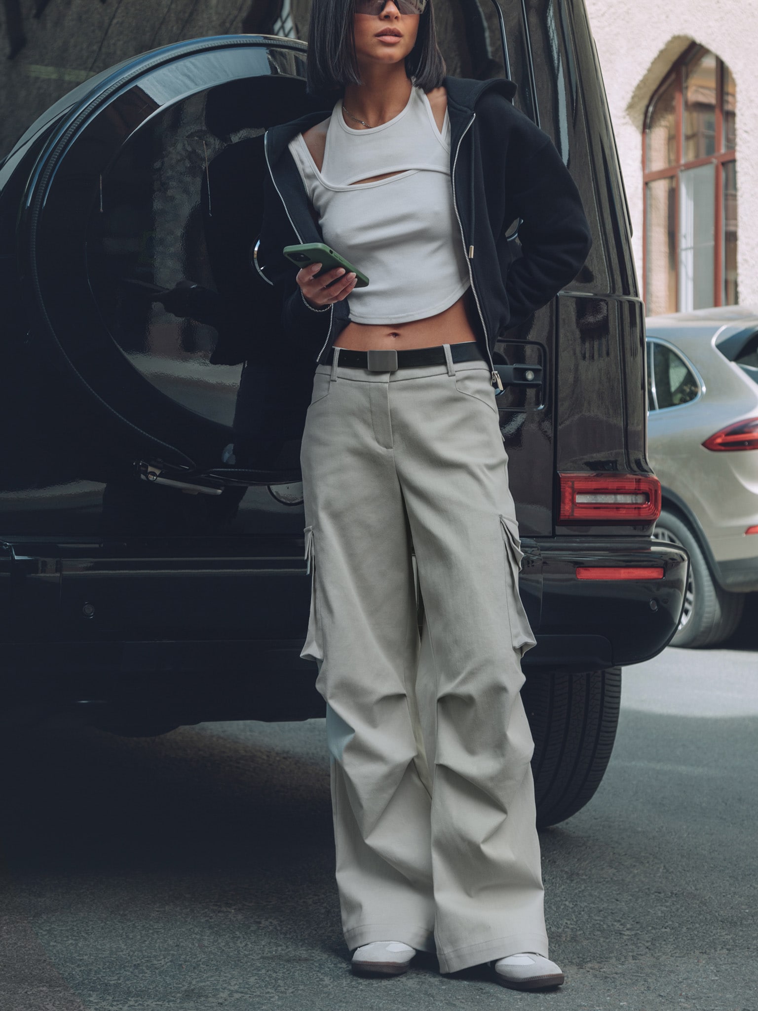 Loose low-rise cargo trousers :: LICHI - Online fashion store
