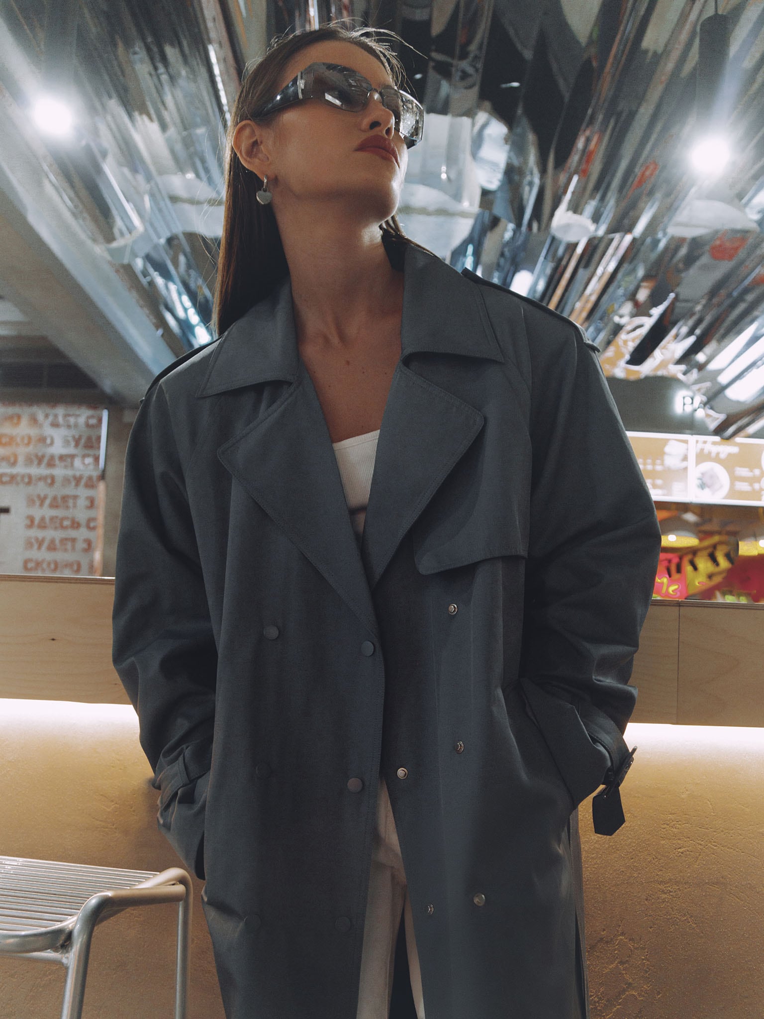 Maxi trench coat with snap buttons