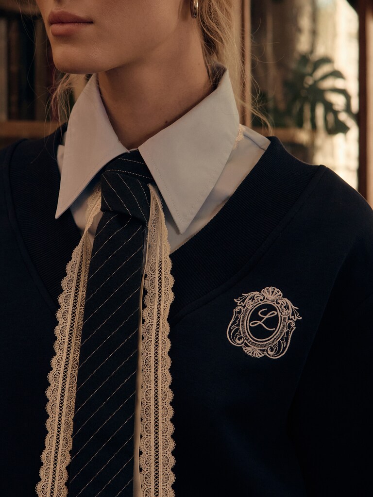 ربطة عنق مُخَطَطَة