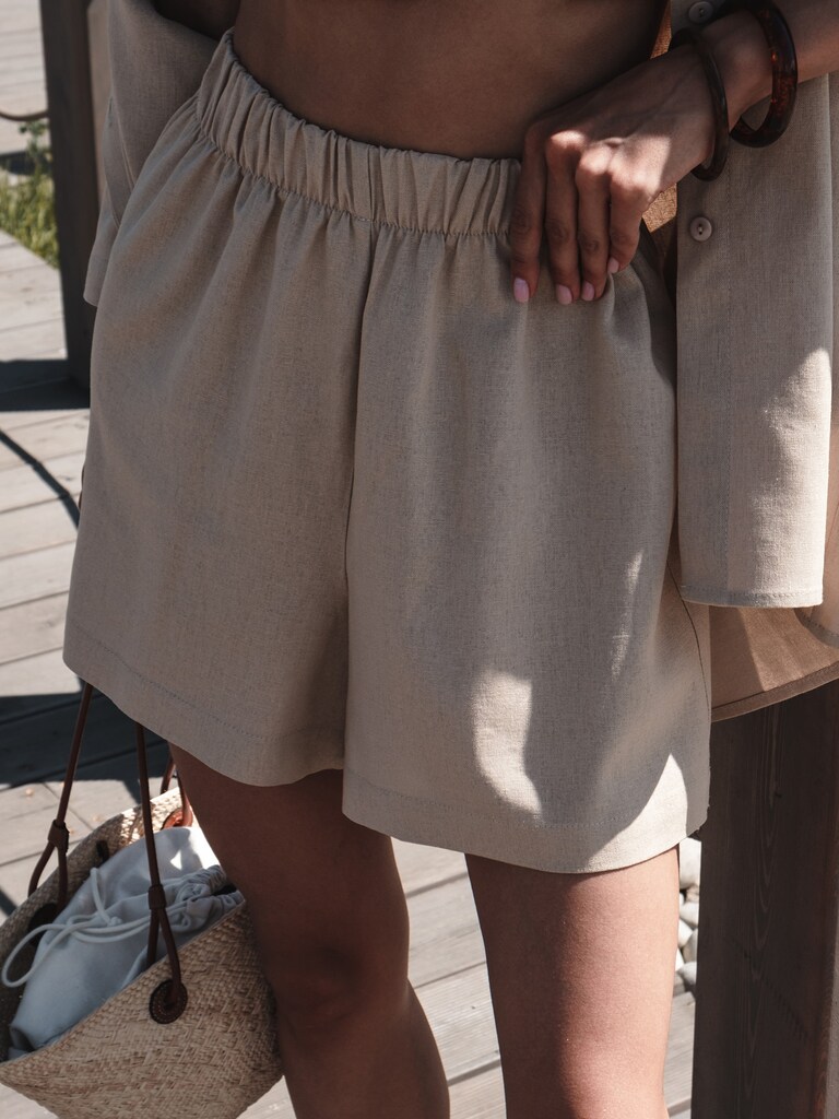 LICHI - Online store :: Loose fit linen shorts