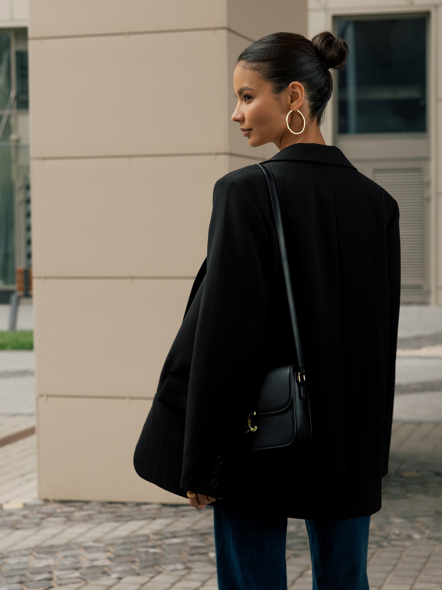 Veste à boutonnage simple avec boutons d'accent