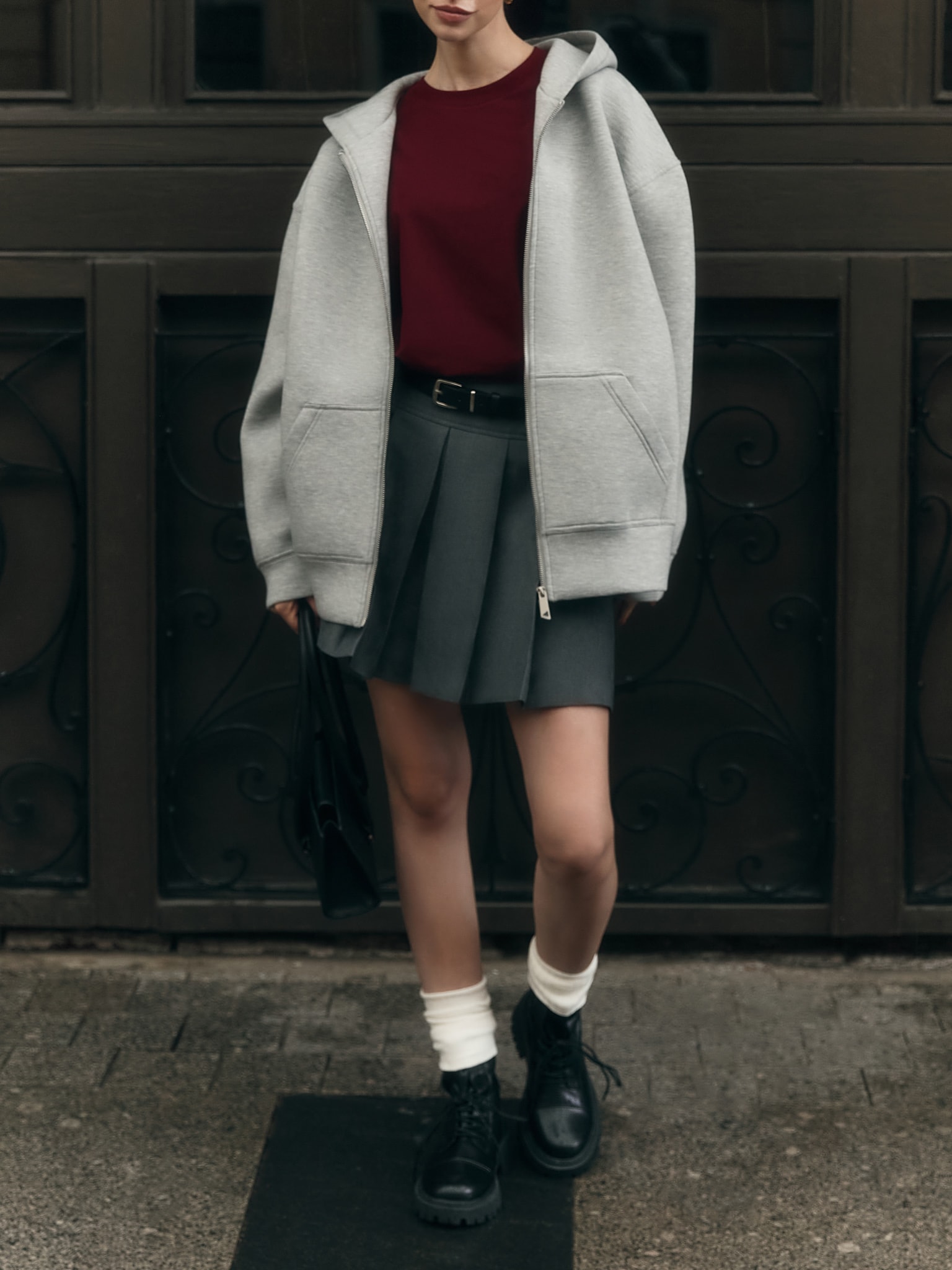 Bluza oversize z kapturem zapinana na zamek