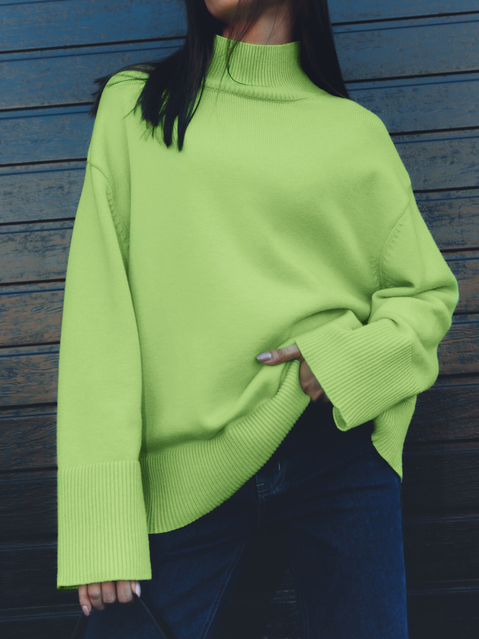 Трикотажный свитер свободного кроя :: LICHI - Online fashion store