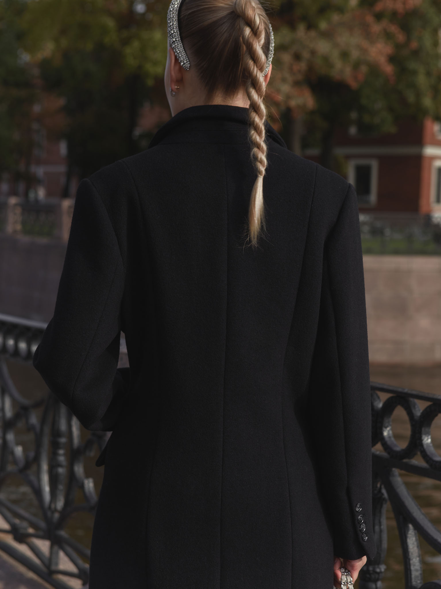Приталенное пальто макси из однотонной ткани :: LICHI - Online fashion ...