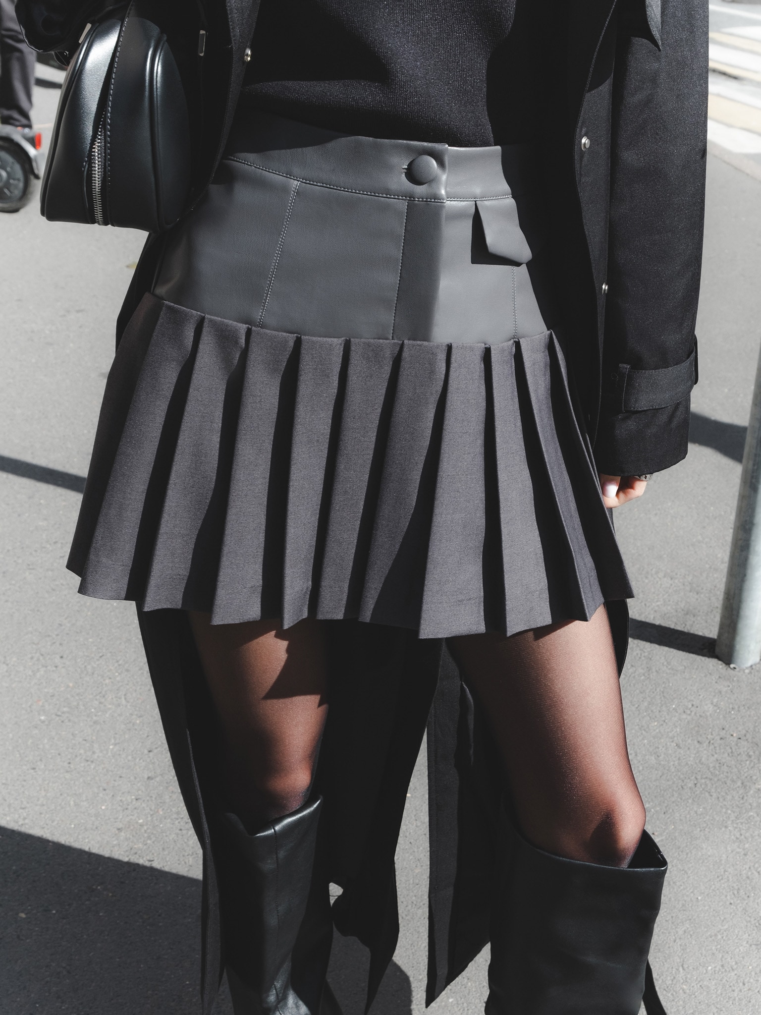 Mini pleated eco-leather skirt :: LICHI - Online fashion store