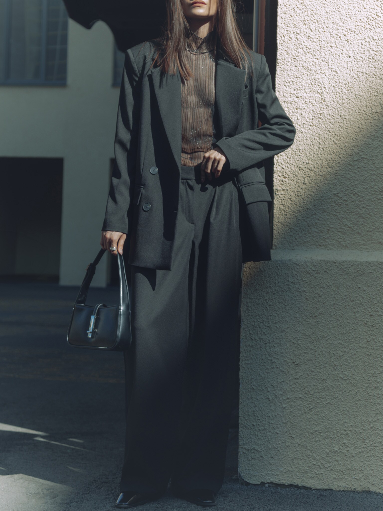 Double-breasted jacket with large buttons