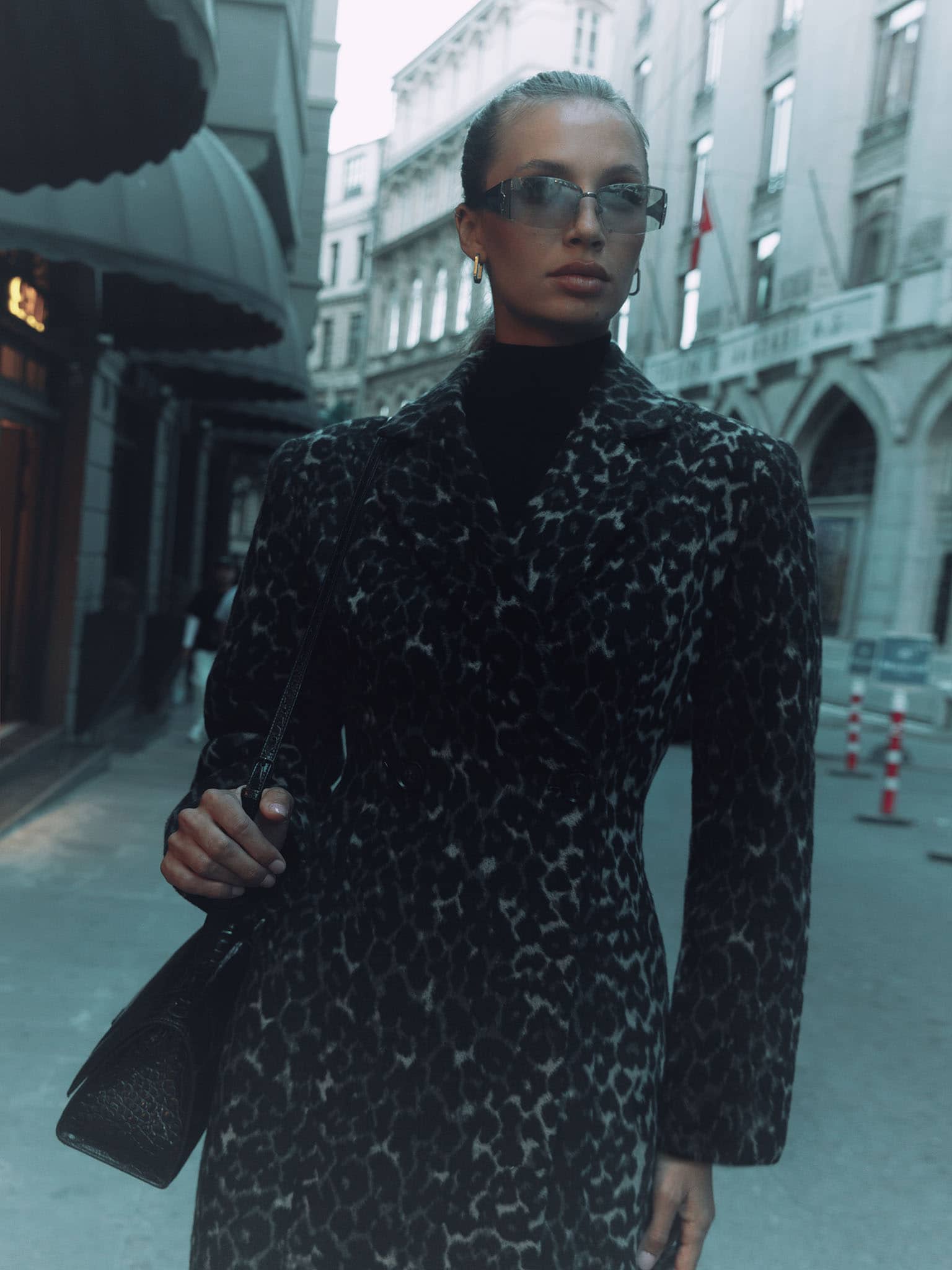 Пальто миди с леопардовым принтом :: LICHI - Online fashion store