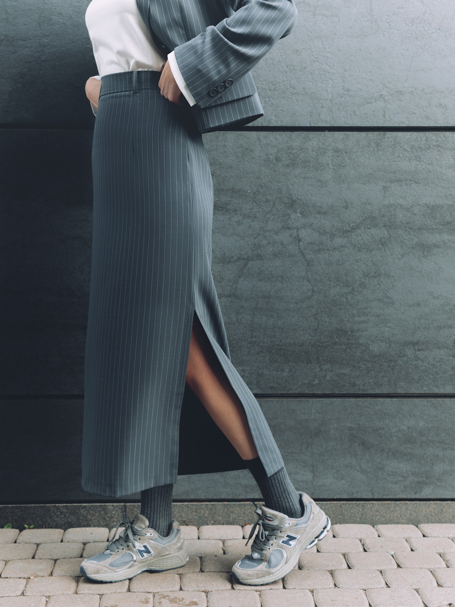 Straight maxi skirt with fine stripes :: LICHI - Online